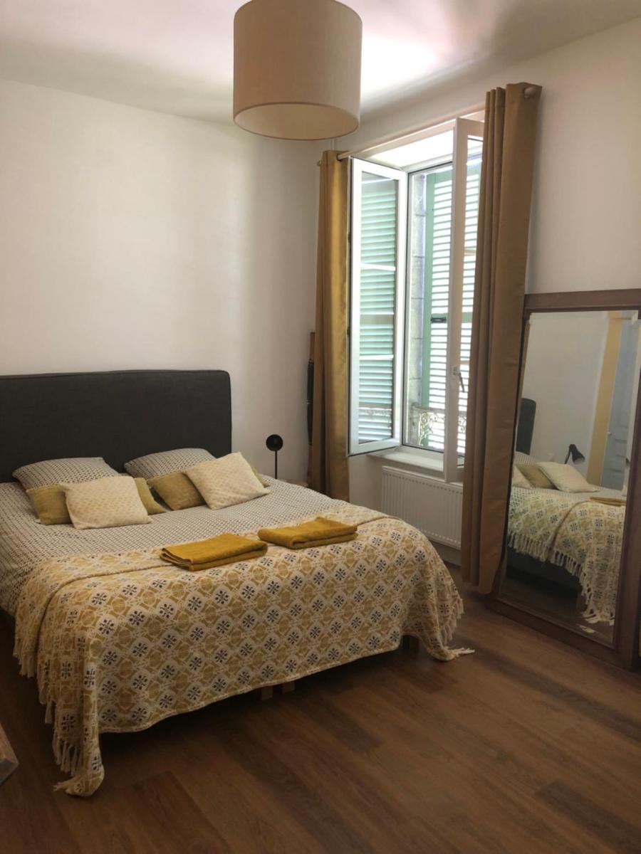 Double Room with Private Bathroom - Photo 1