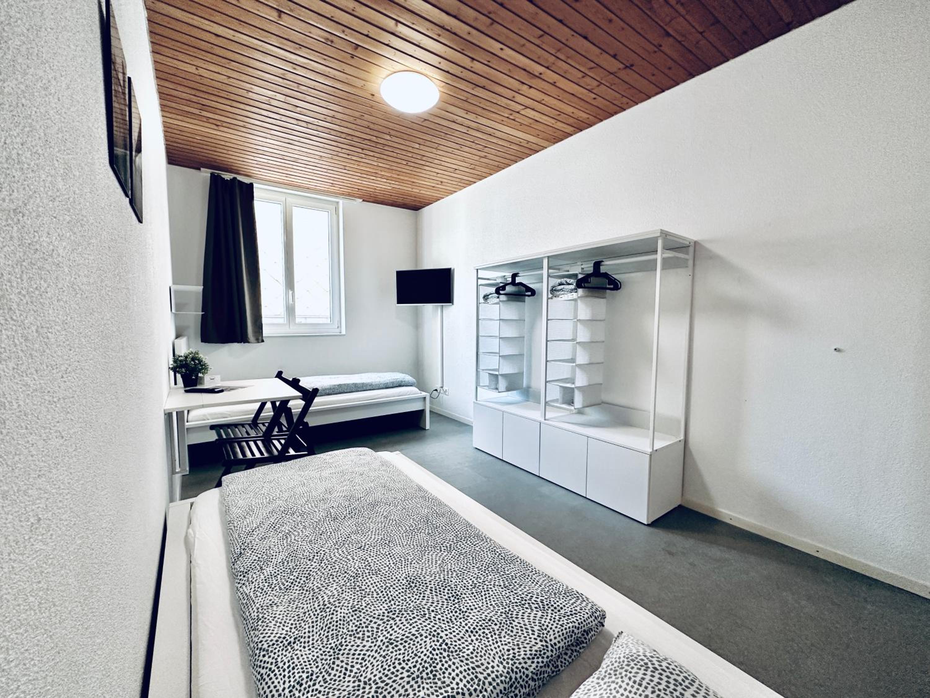 Single Room photo 3