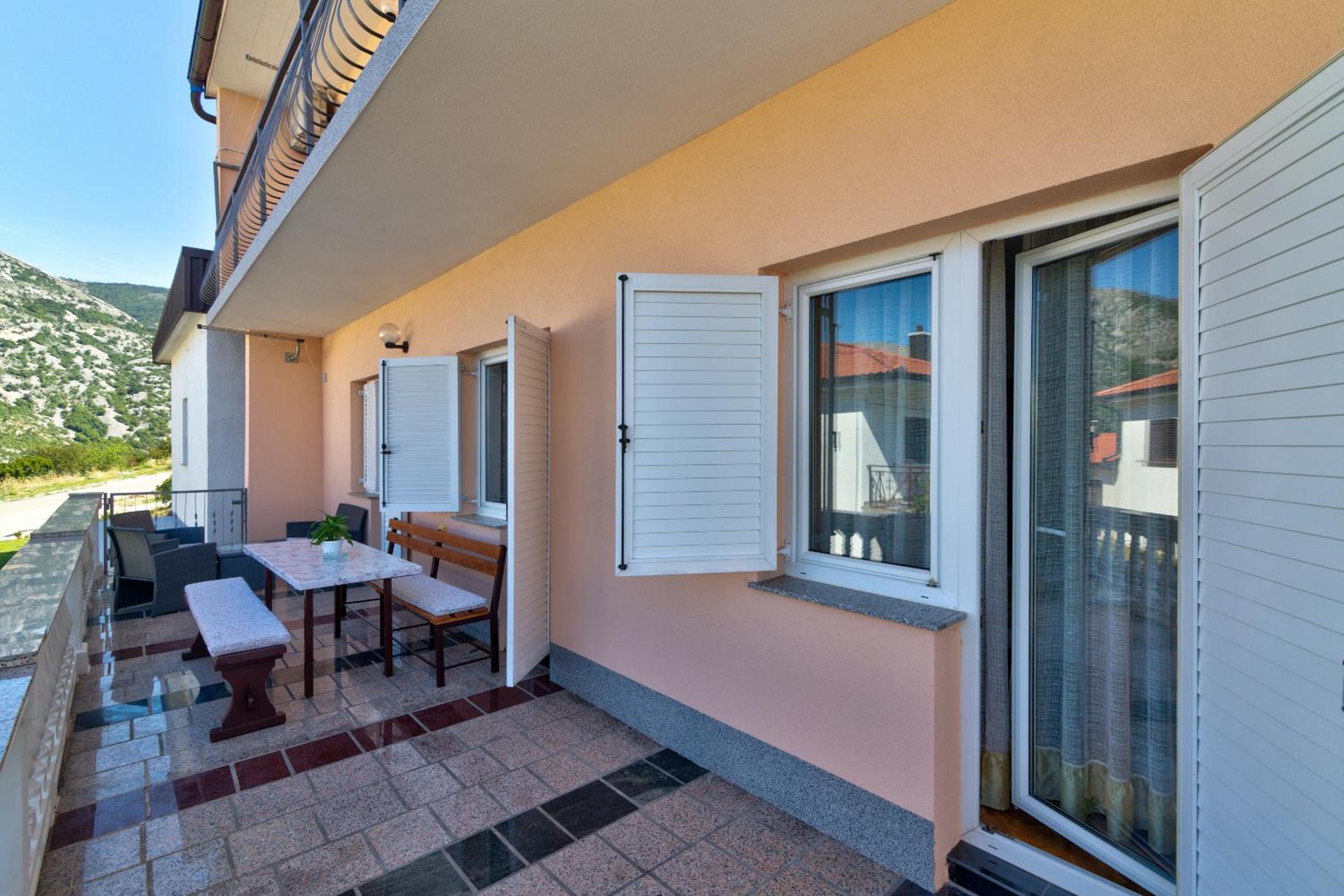 Three-Bedroom Apartment - Photo 40