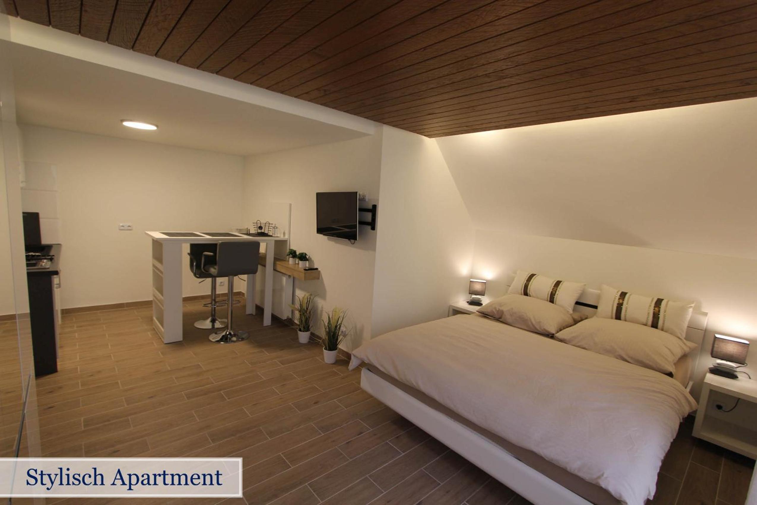 Deluxe Apartment photo 3
