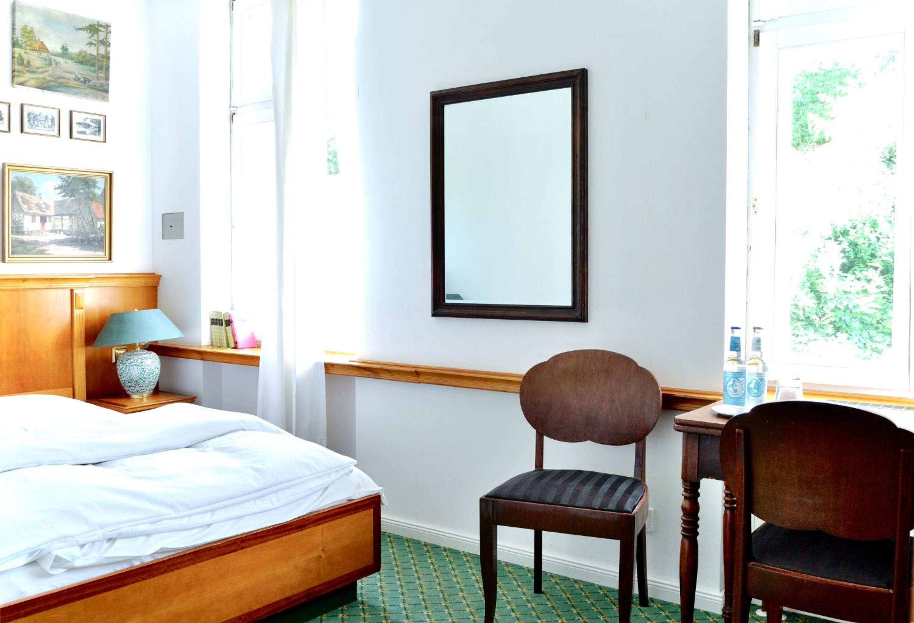 Double Room with Private Bathroom photo 2