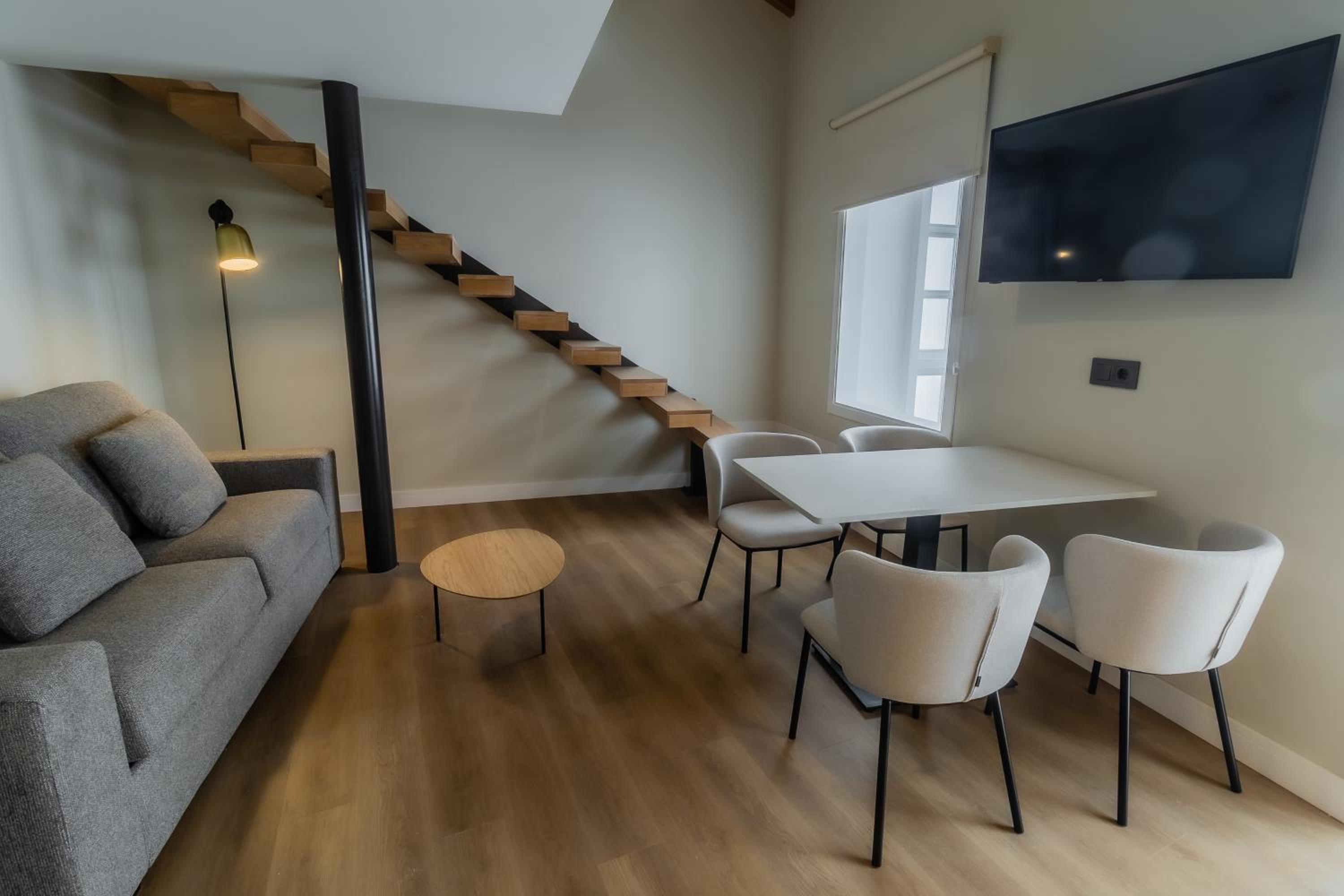 Duplex Apartment - Photo 21