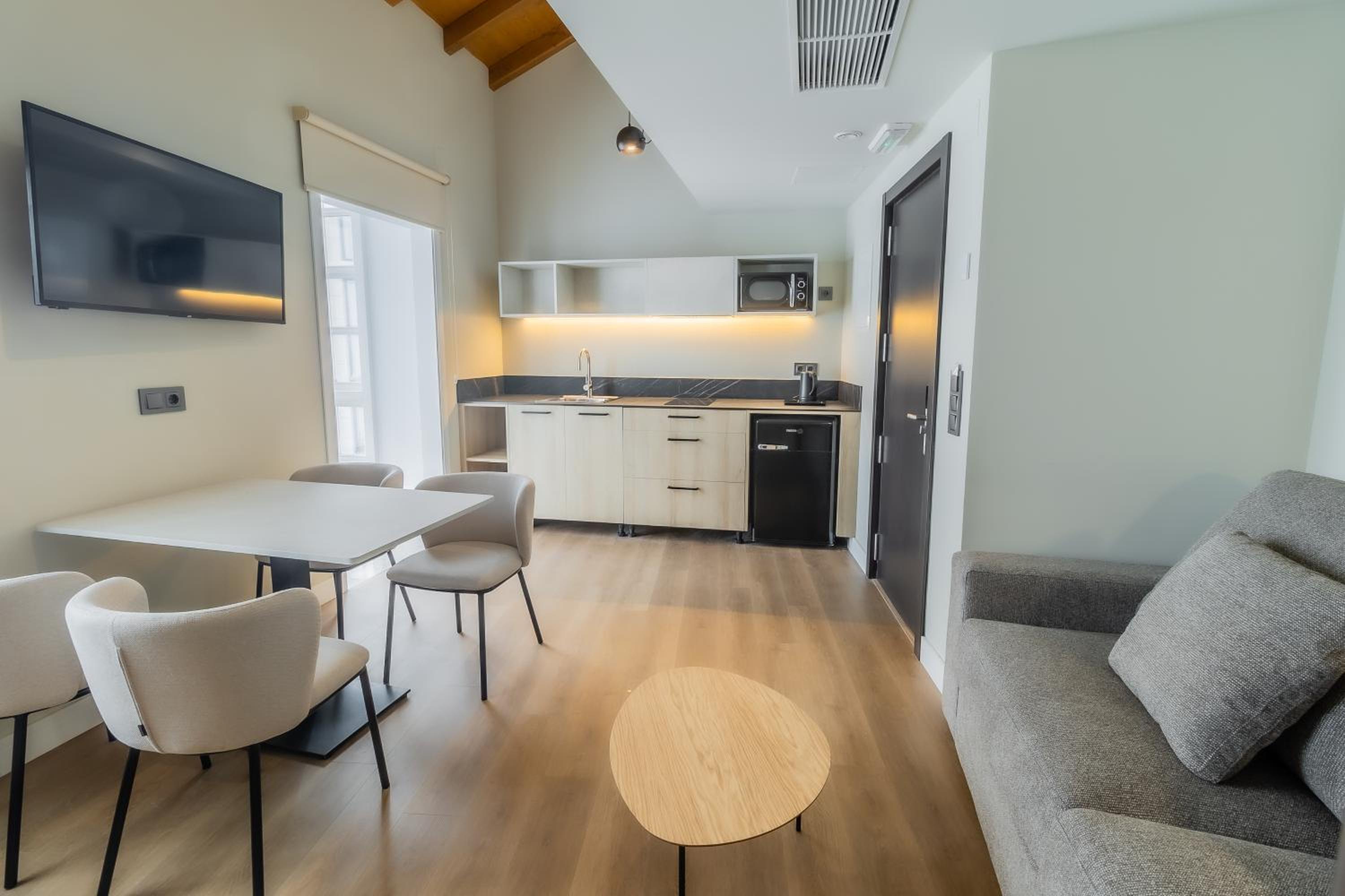 Duplex Apartment - Photo 20