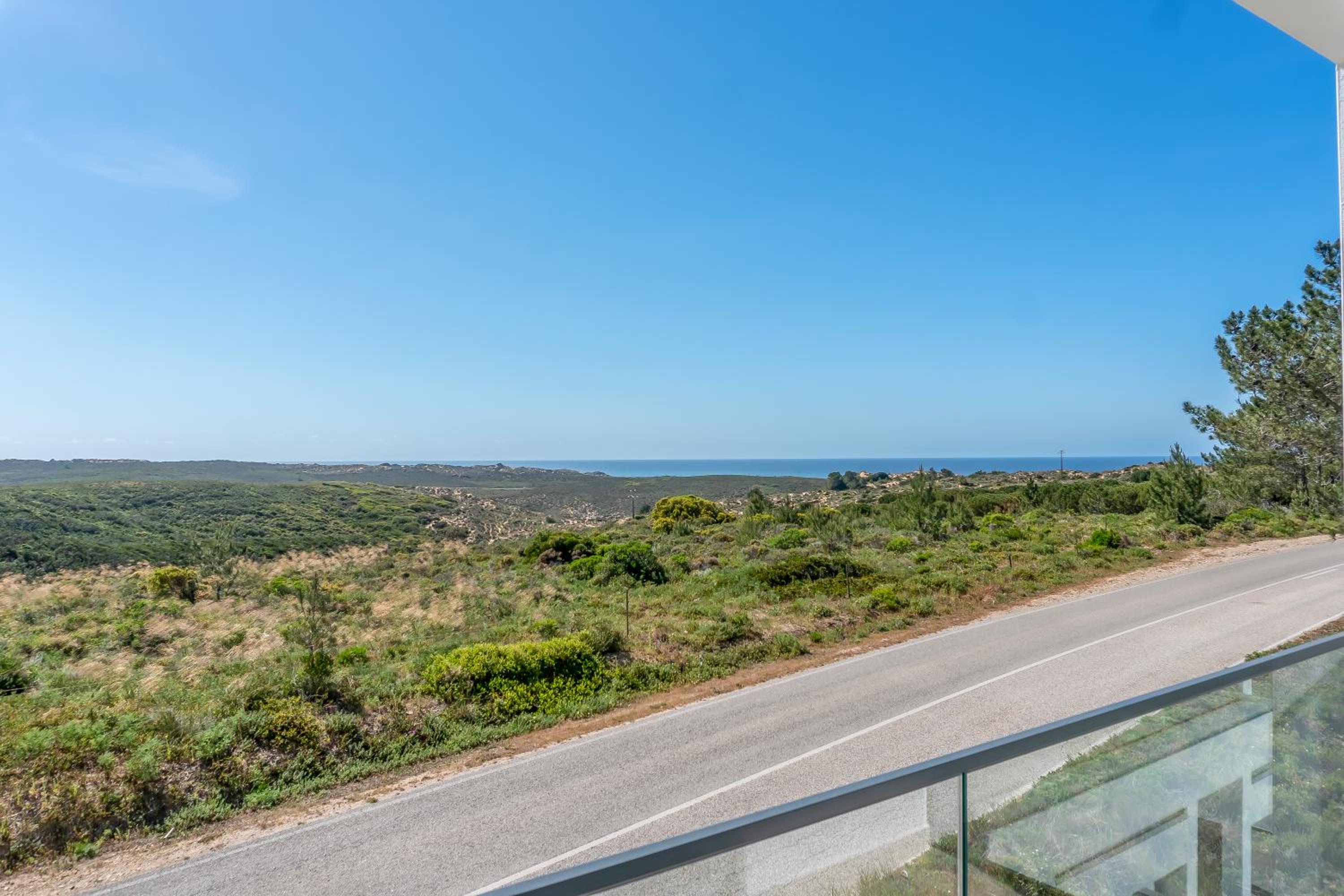 Two-Bedroom Apartment with Ocean View photo 3