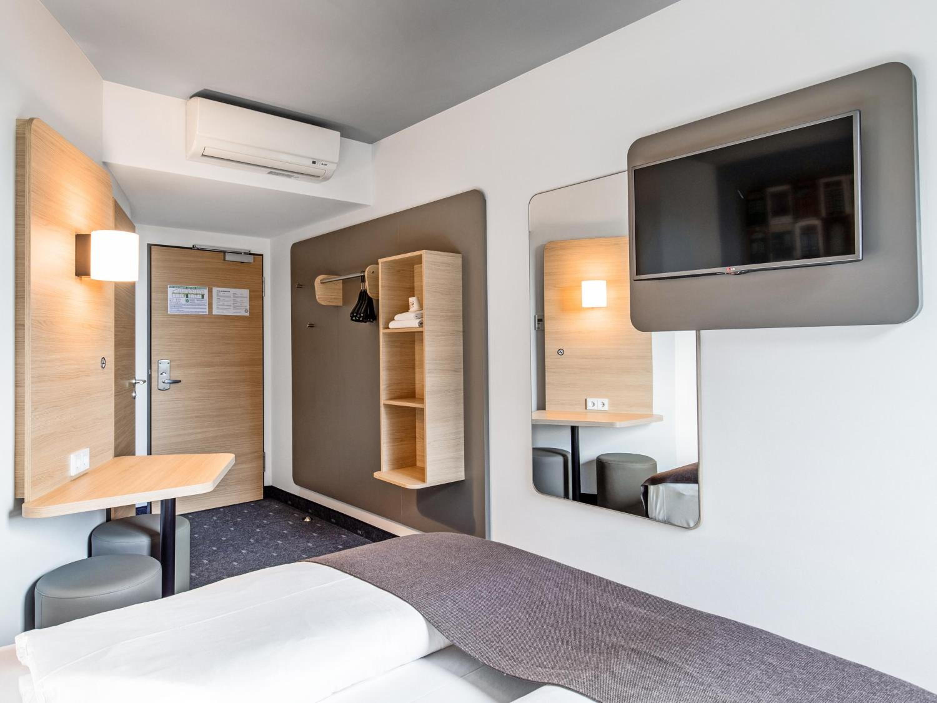 Double Room - Photo 4