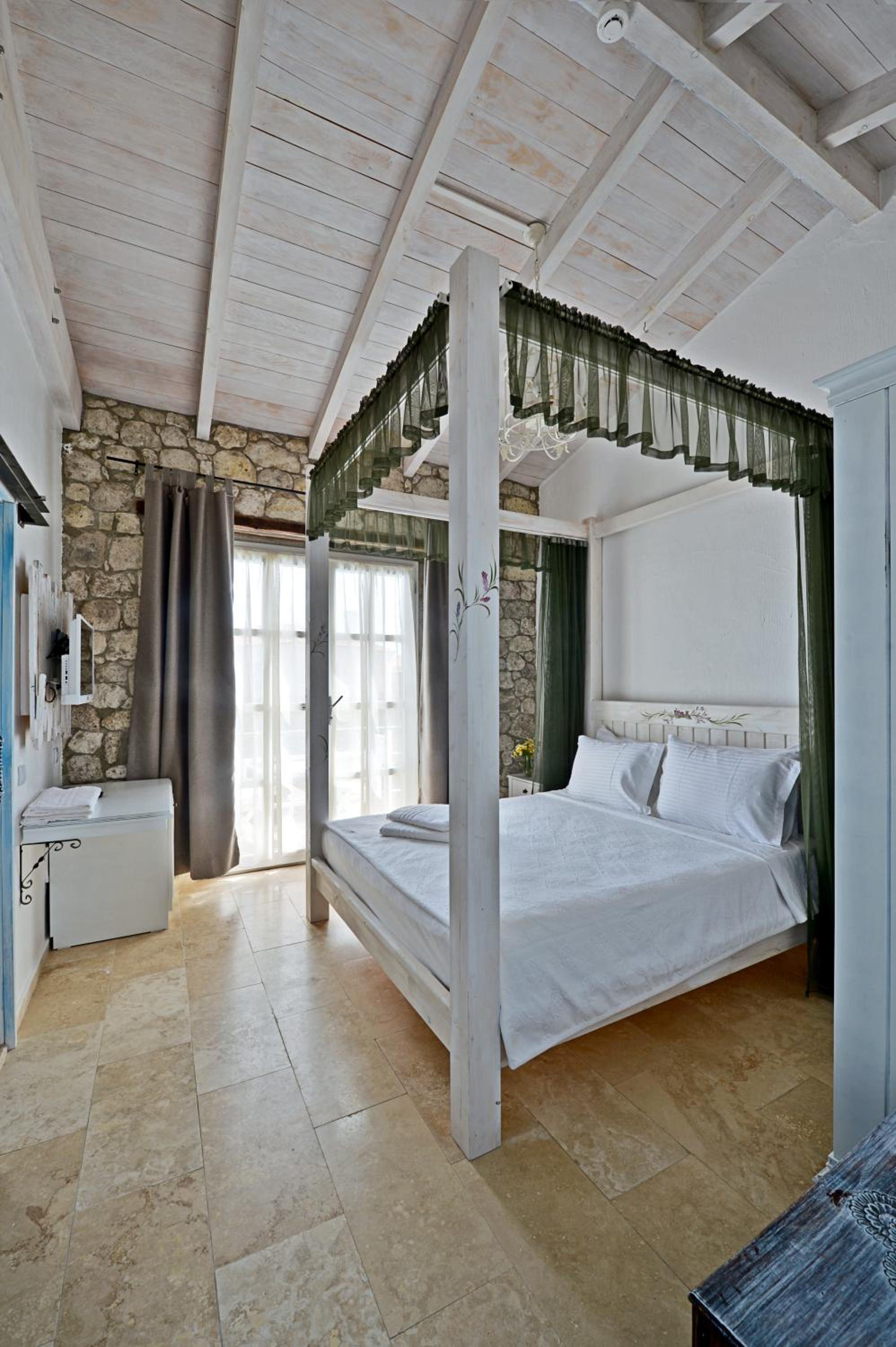 Deluxe Double Room - Photo 1