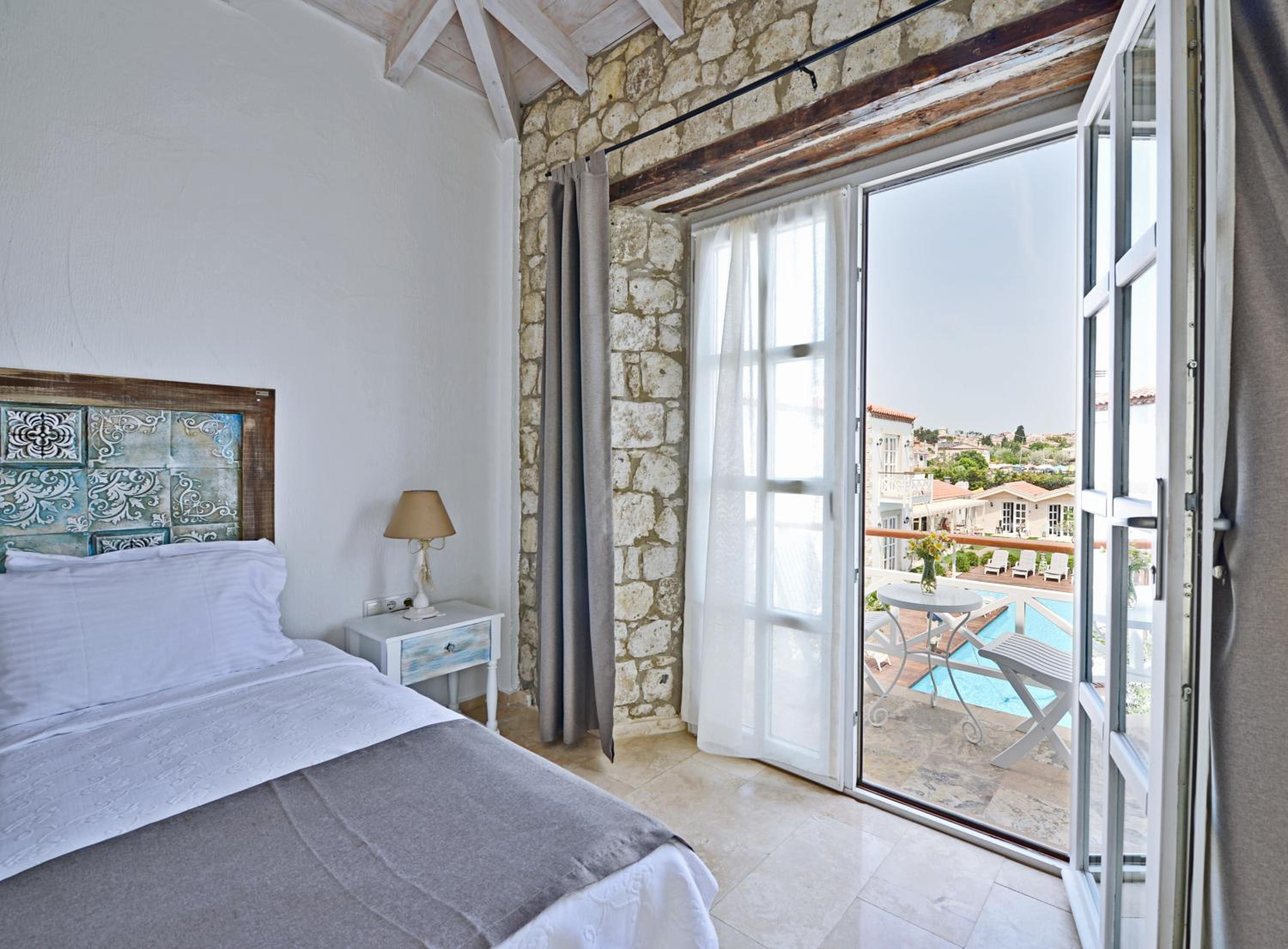 Deluxe Double Room - Photo 2