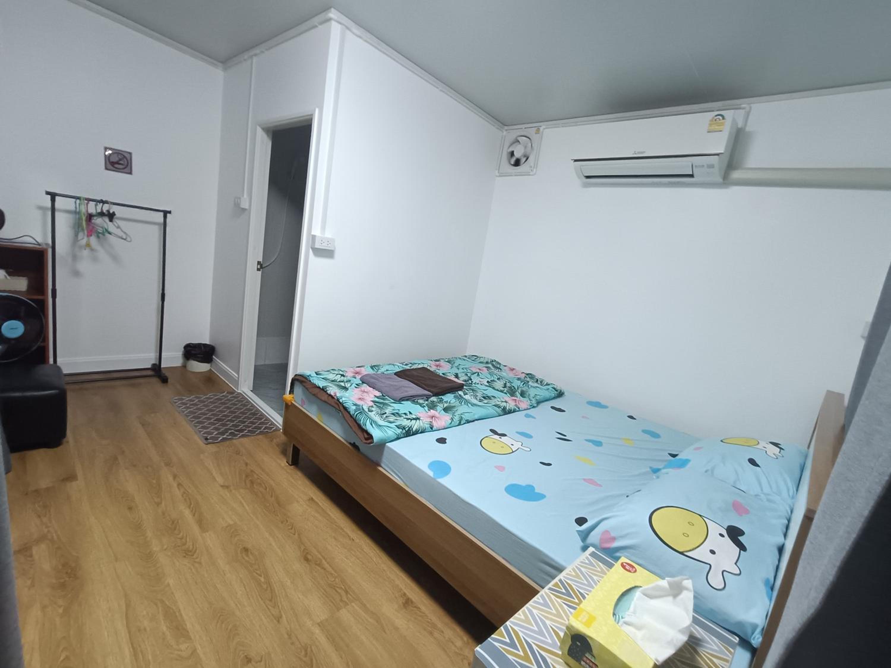 Standard Queen Room photo 1