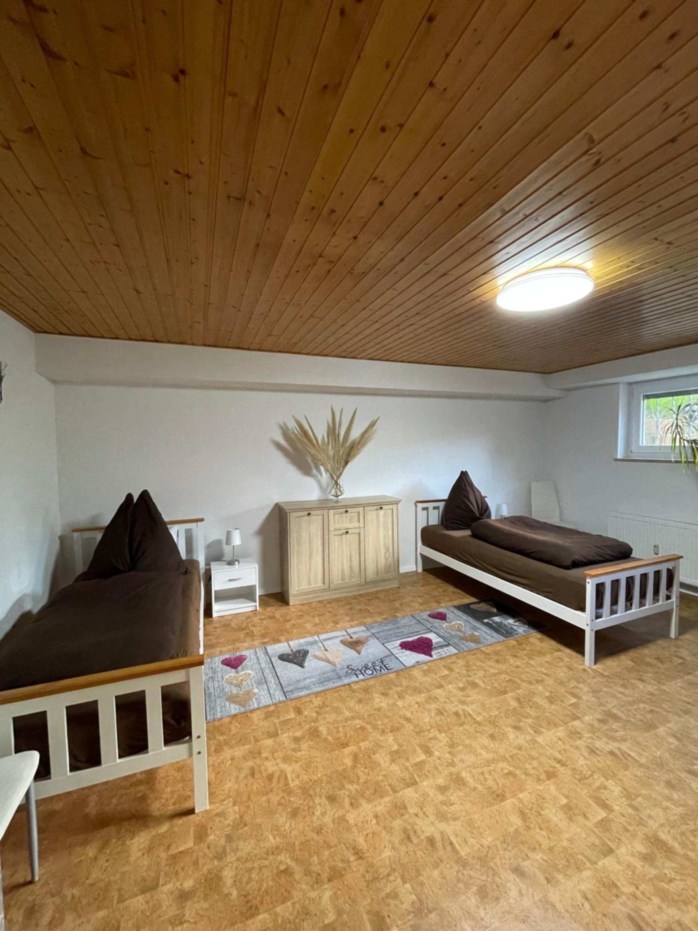 One-Bedroom Apartment - Photo 1