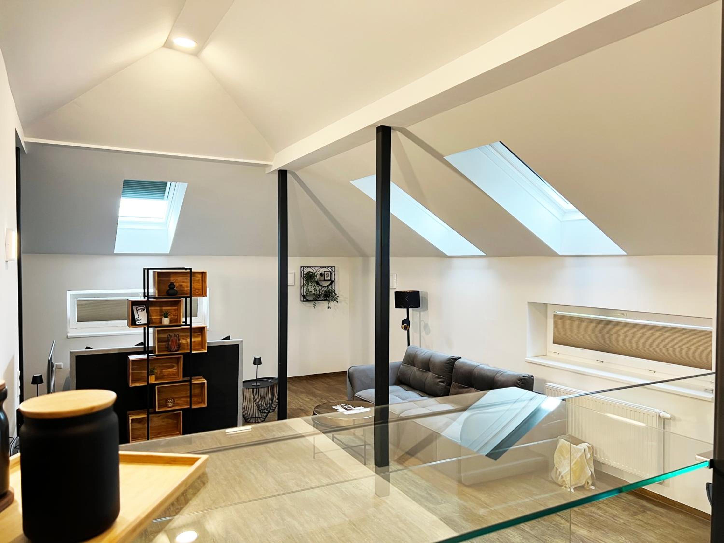Loft - Photo 7