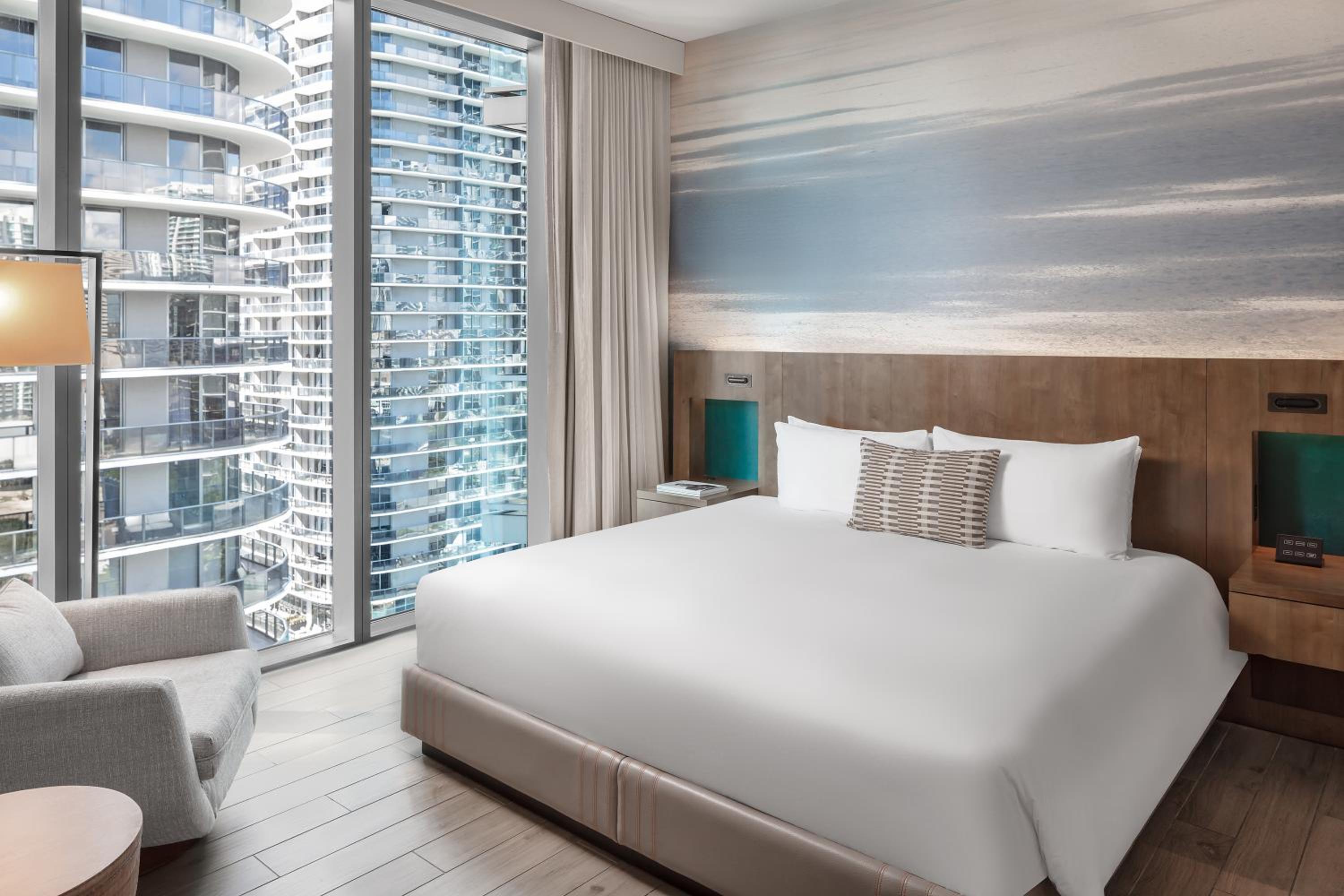 One Bedroom Residence Suite