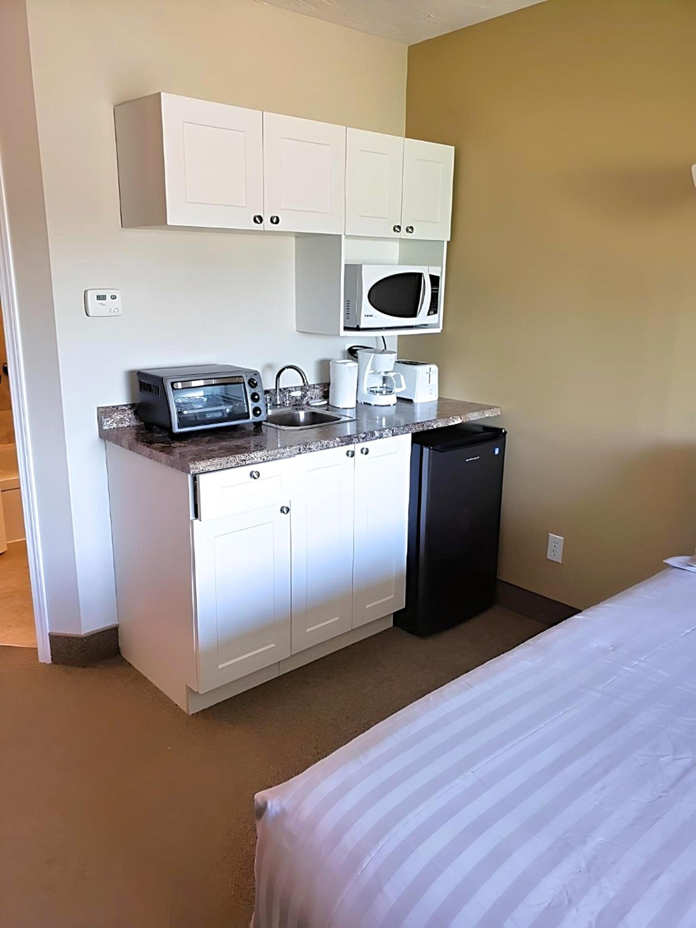 Standard Queen Room - Photo 1