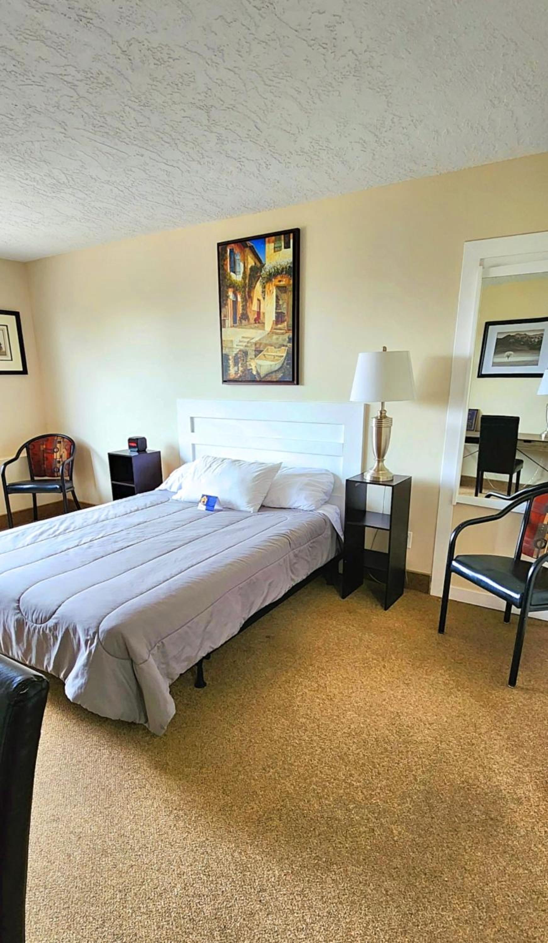 Standard Double Room - Photo 6