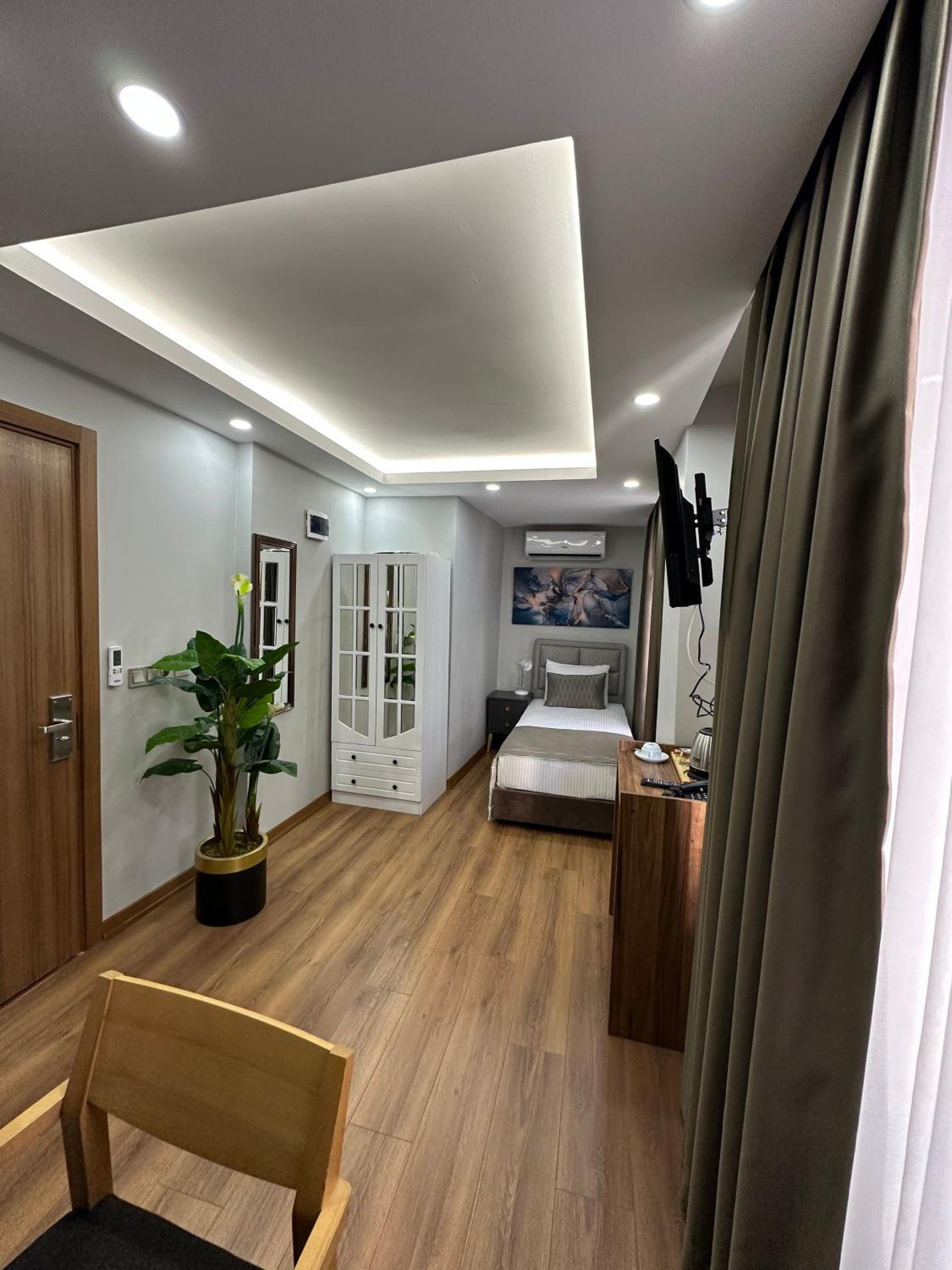 Single Room photo 3