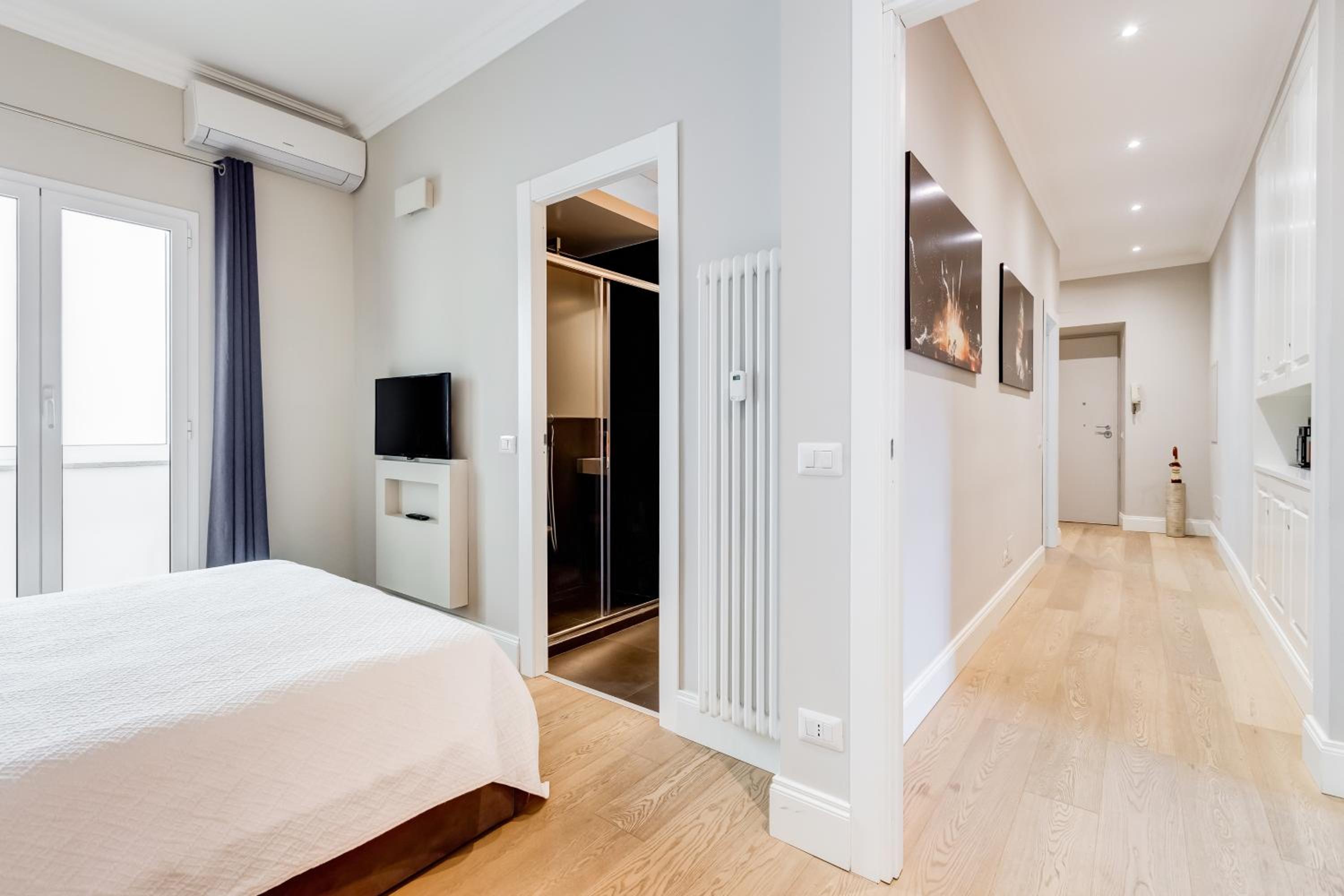 Two-Bedroom House photo 2