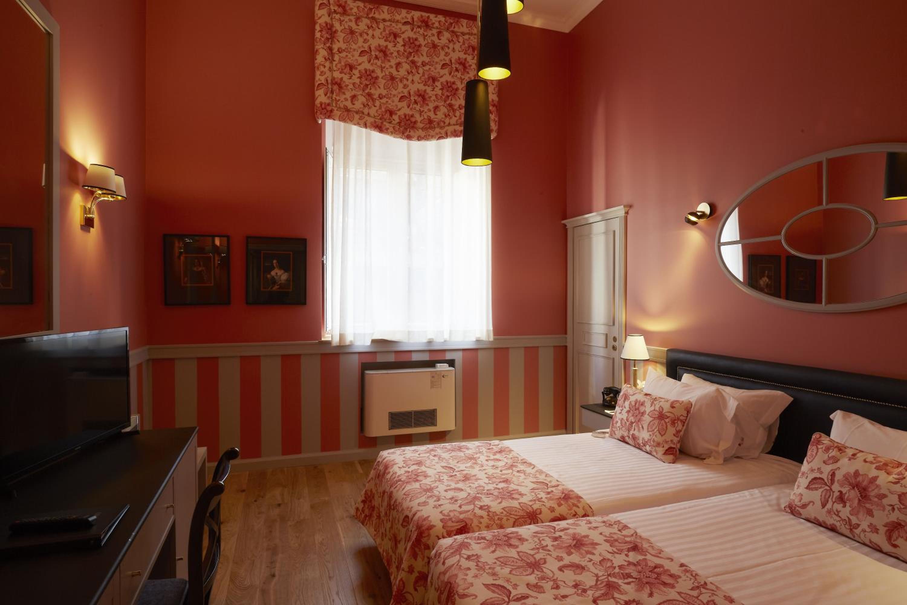 Classic Room