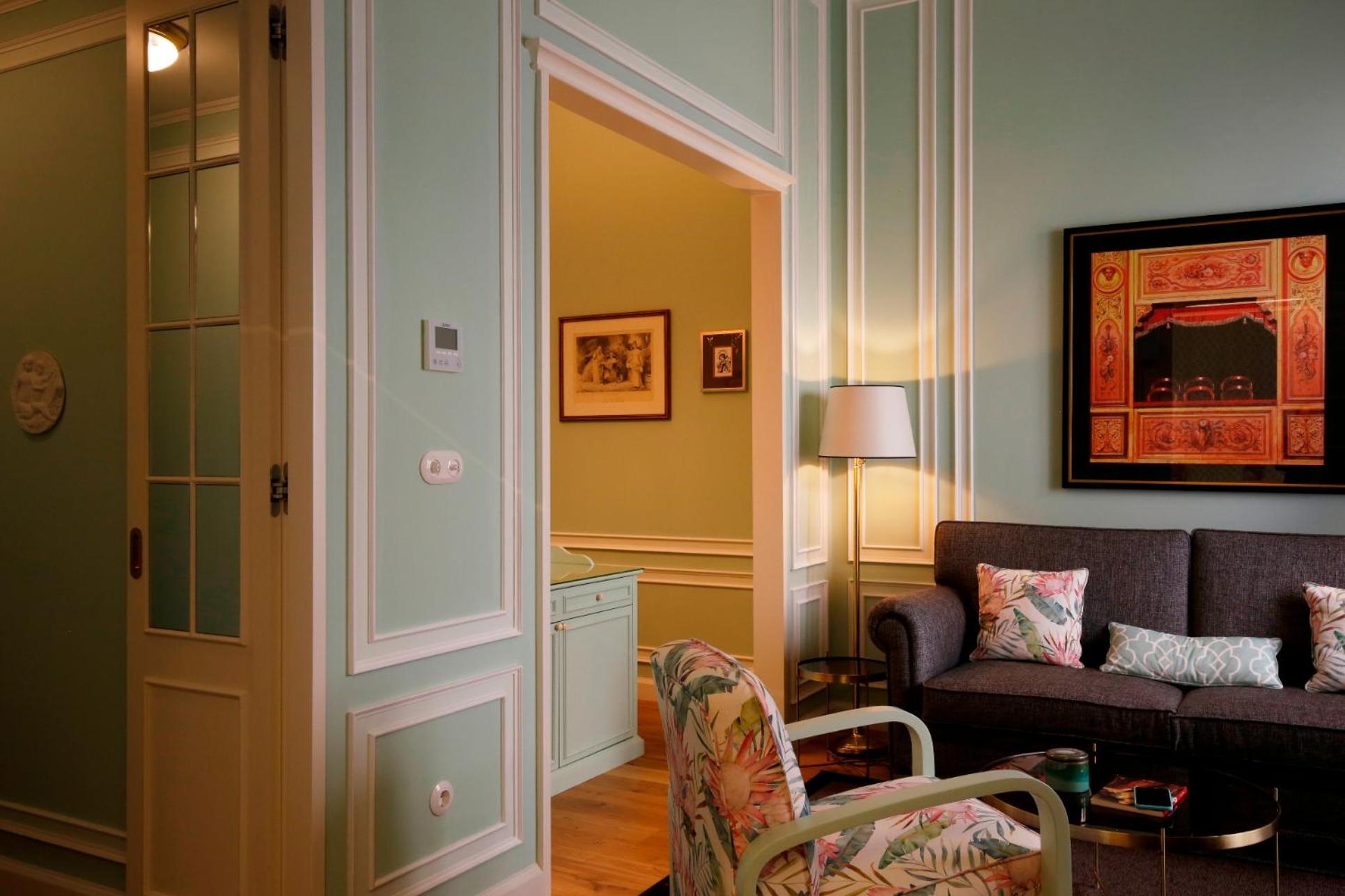 Suite