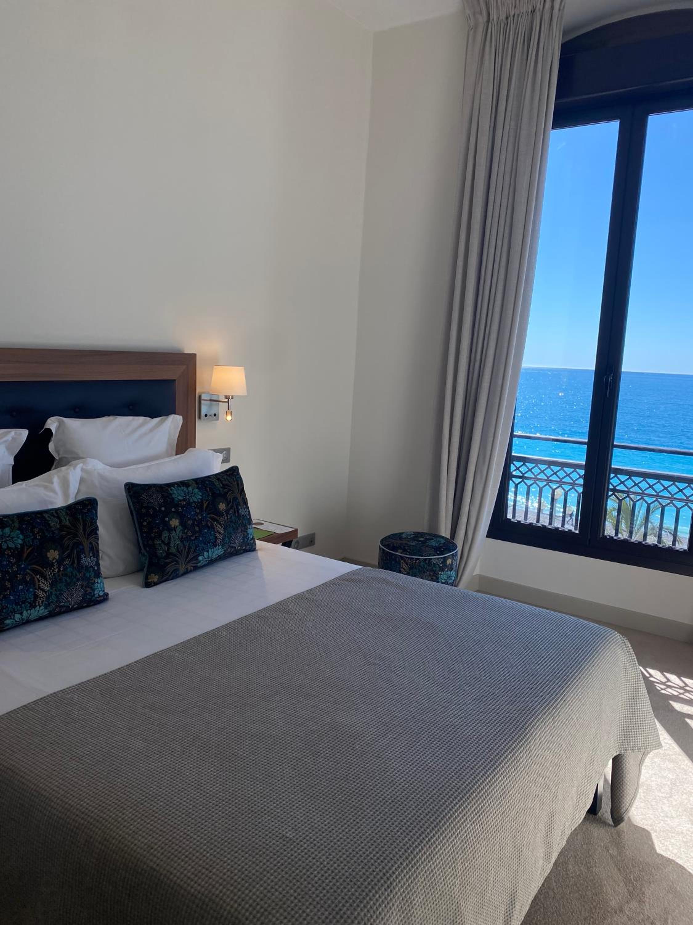 Standard Room with Sea View - Photo 5