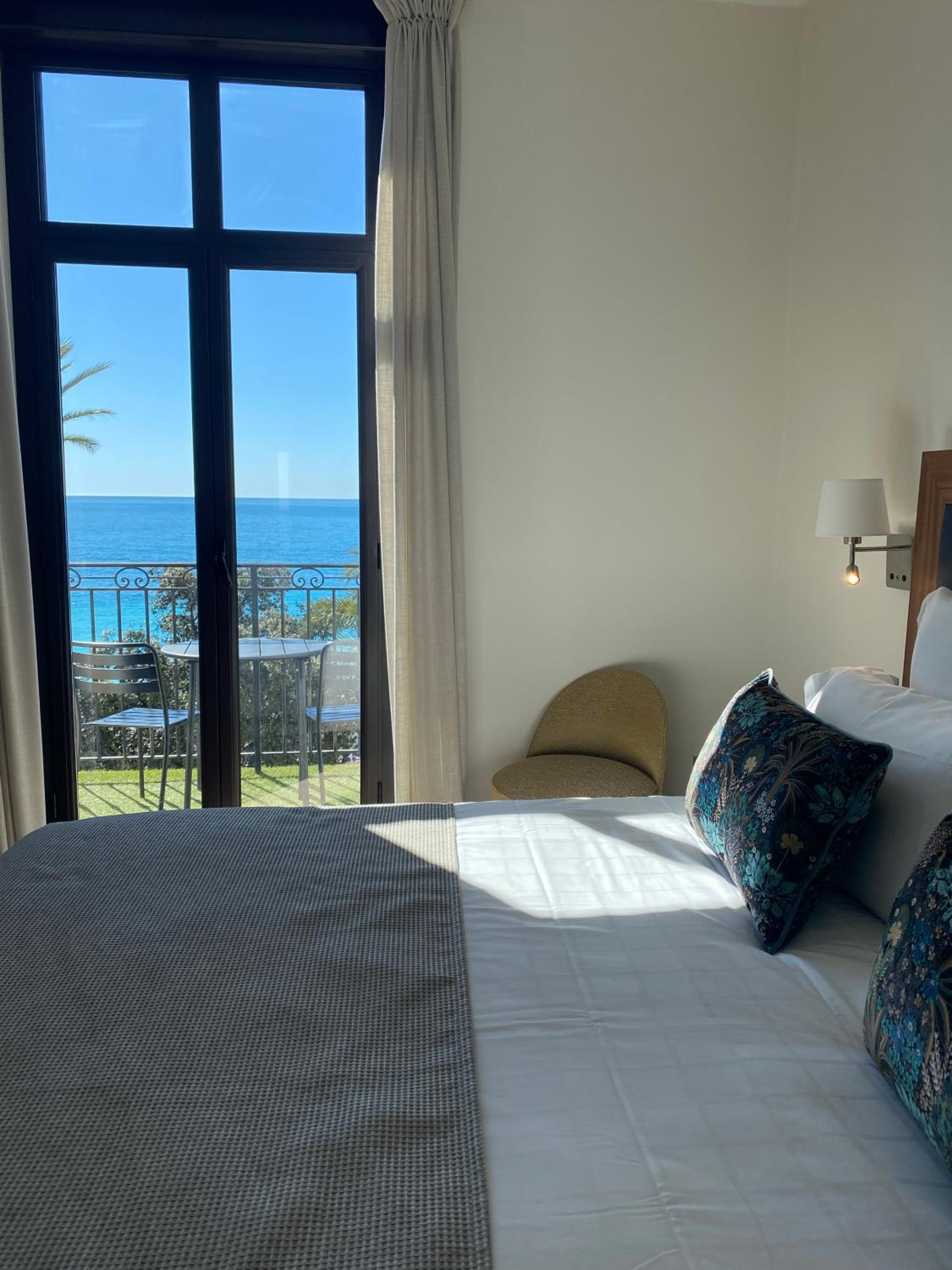 Superior Double Room with Sea View and Balcony - Photo 12