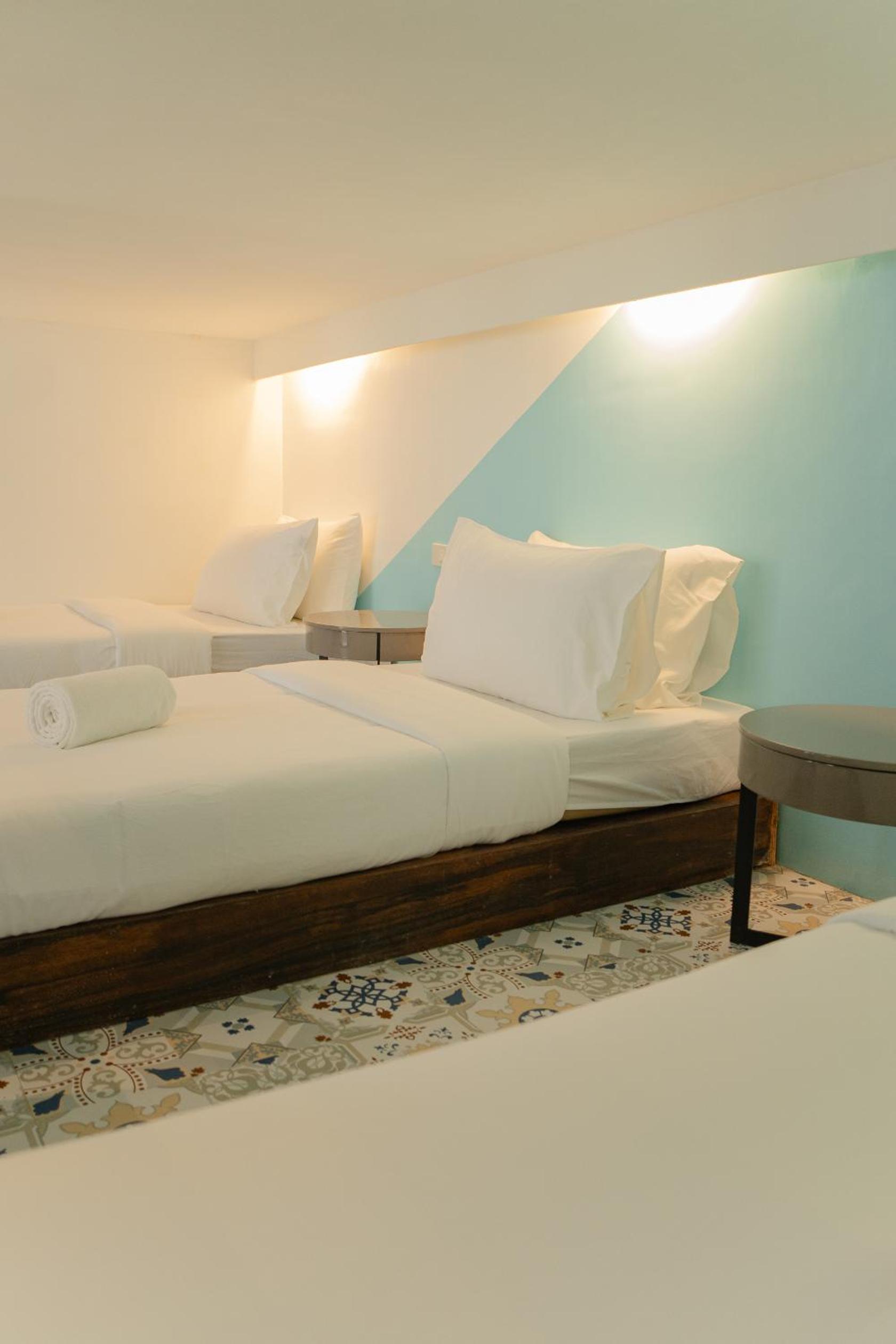 Deluxe Family Room - Photo 16
