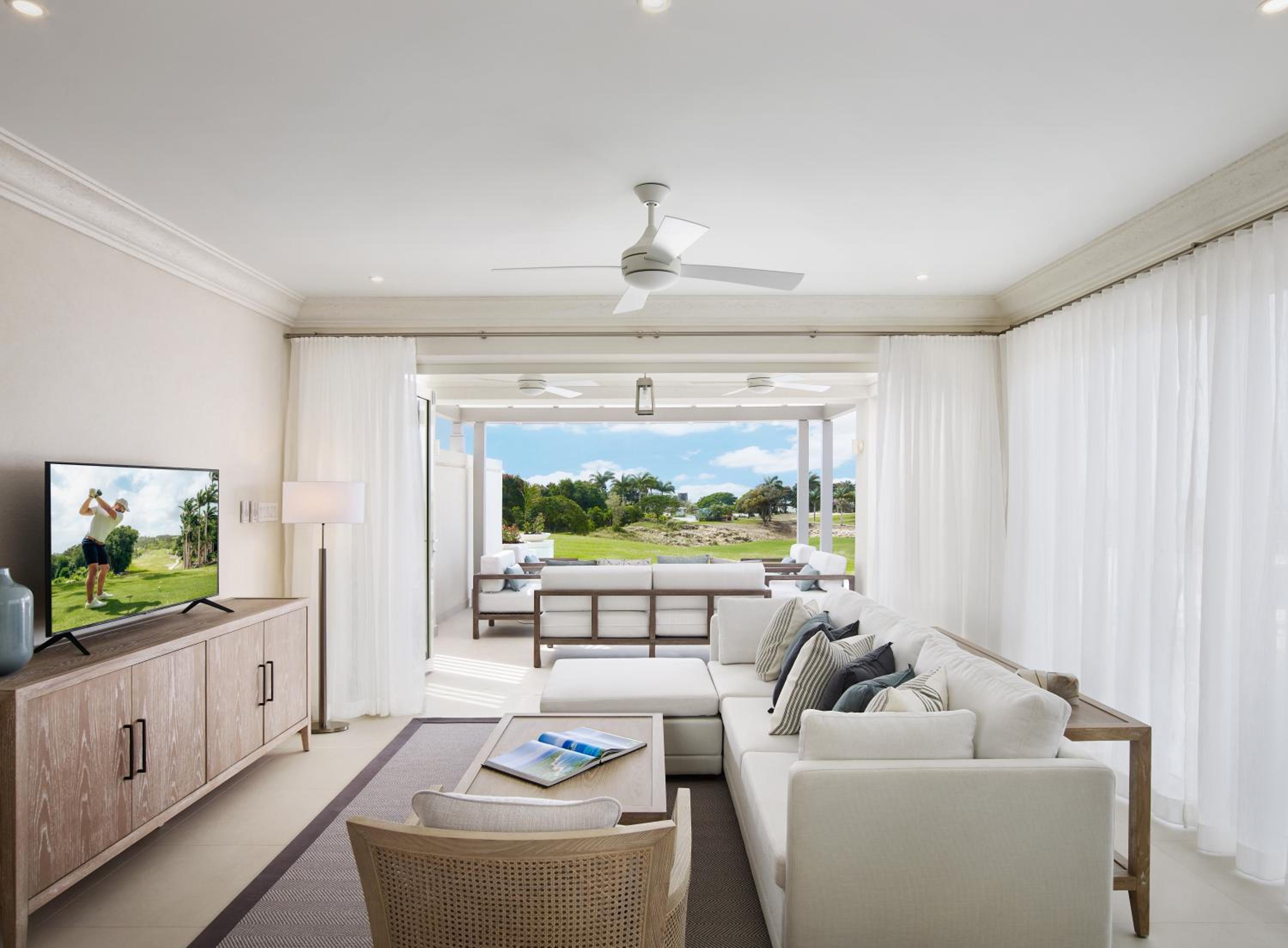 Three-Bedroom Villa photo 1
