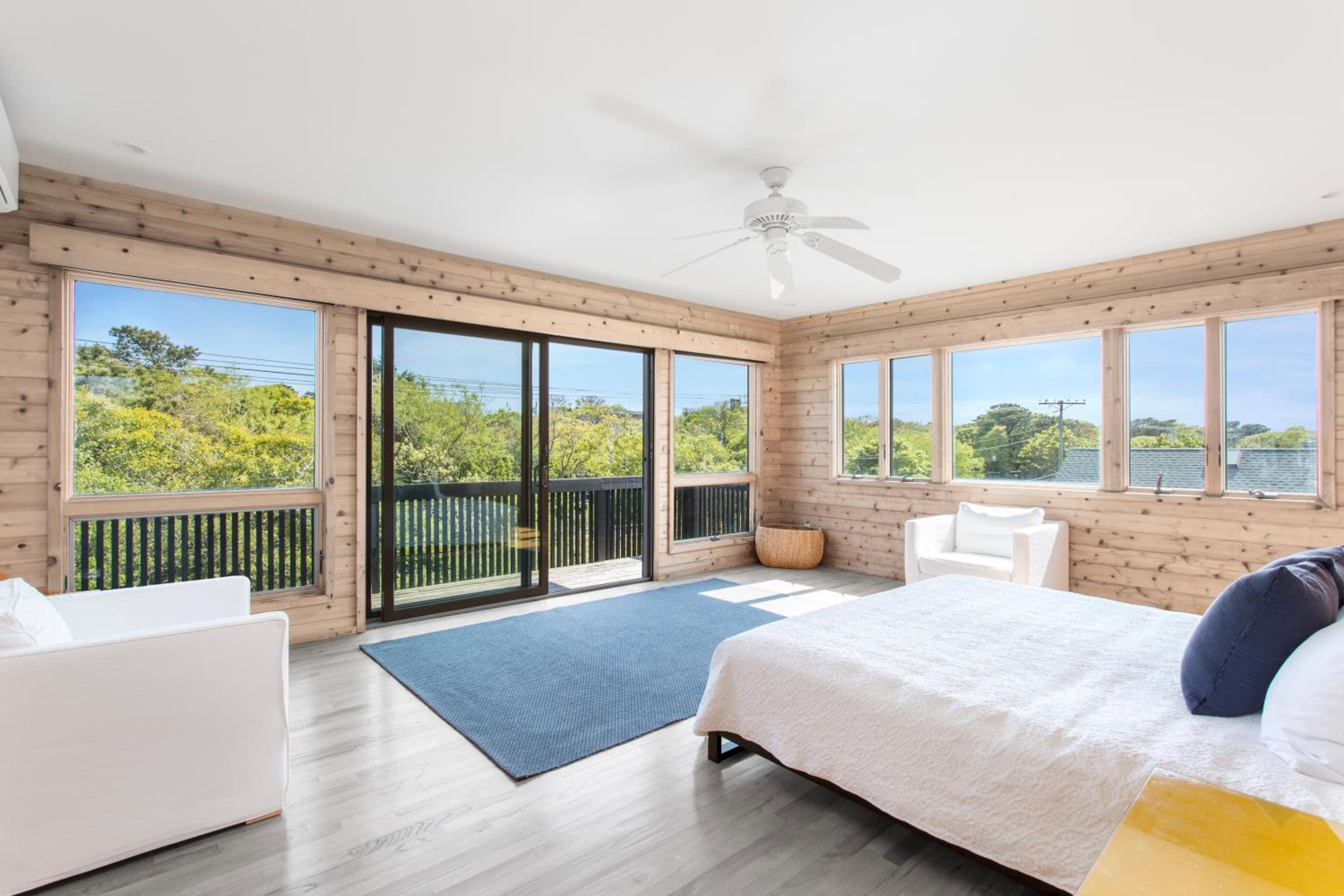 Superior King Room photo 1
