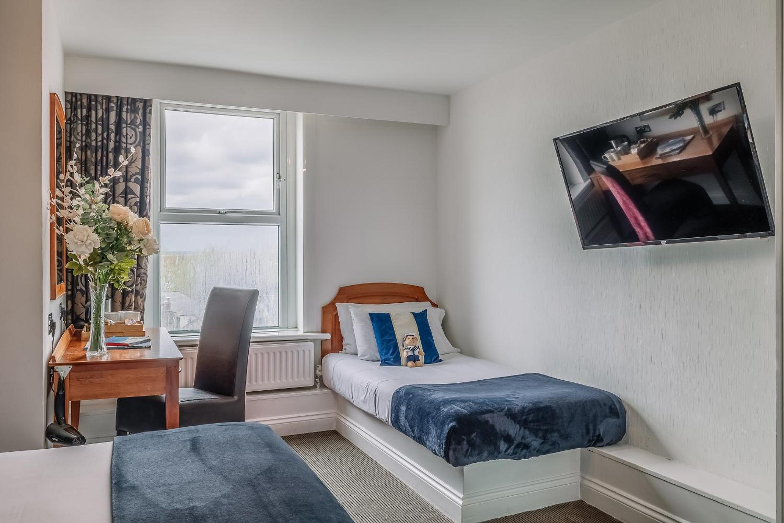 Classic Triple Room - Photo 4