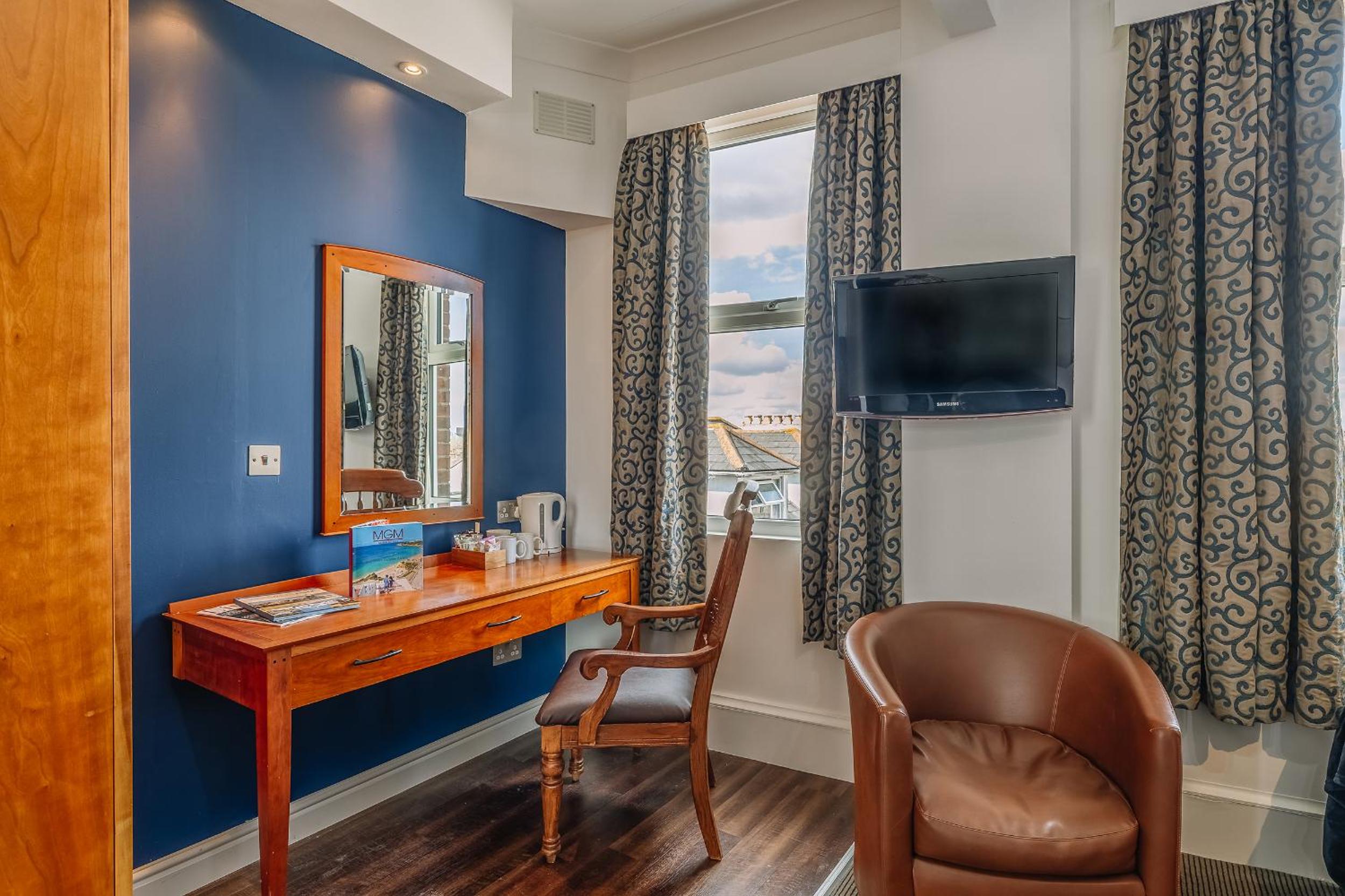 Classic Triple Room - Photo 8