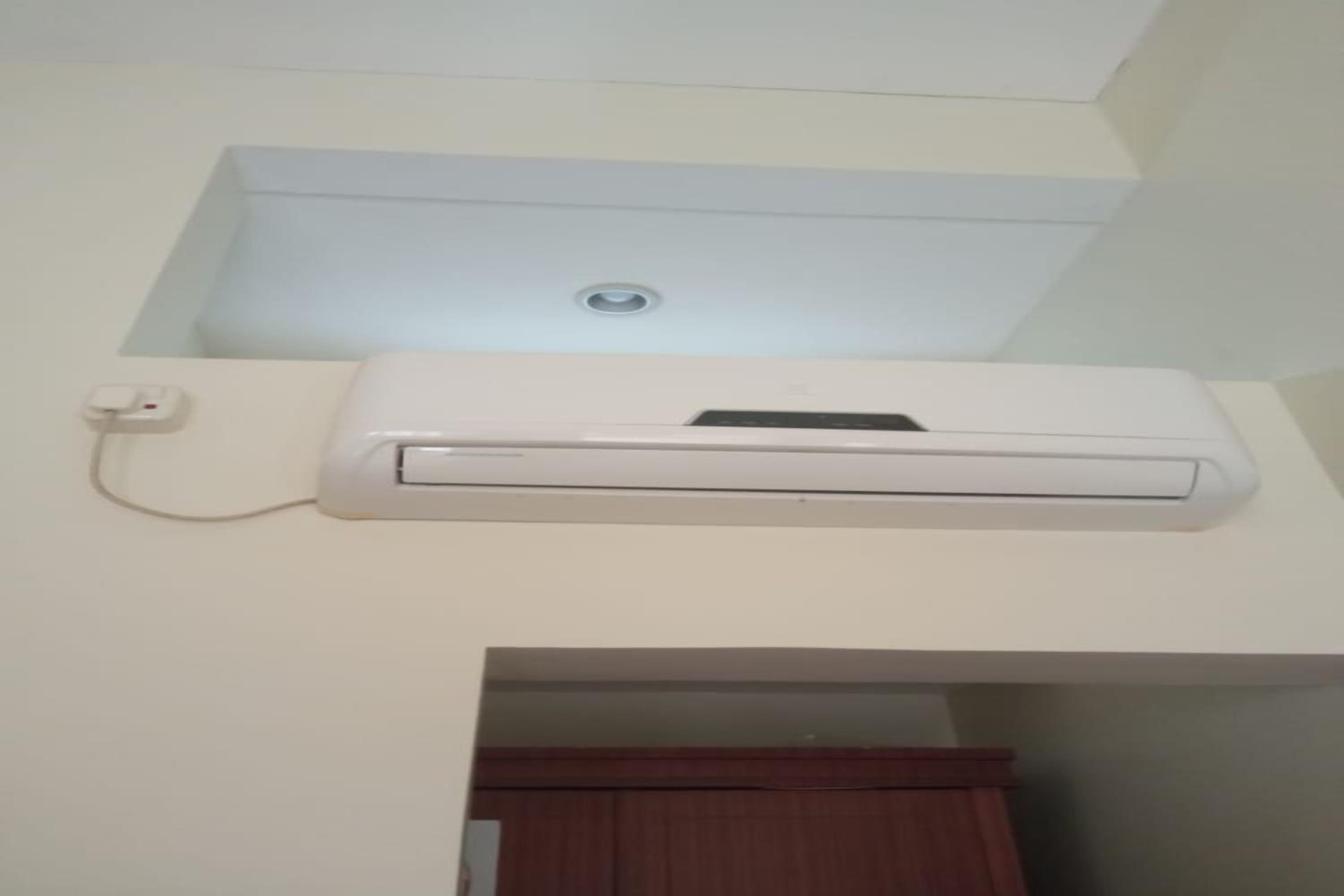 Standard Twin Room - Photo 11