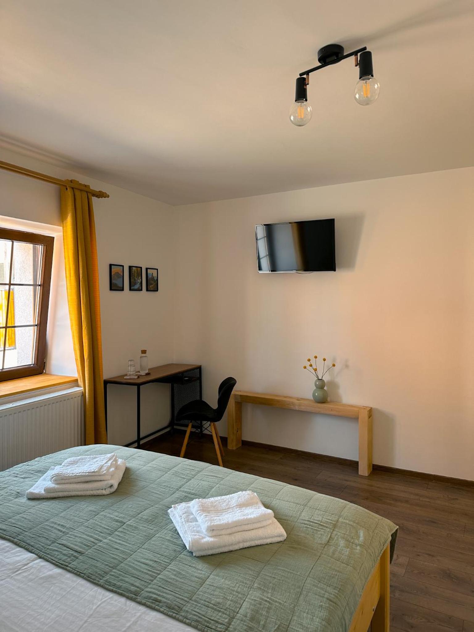 Double Room with Private Bathroom photo 3