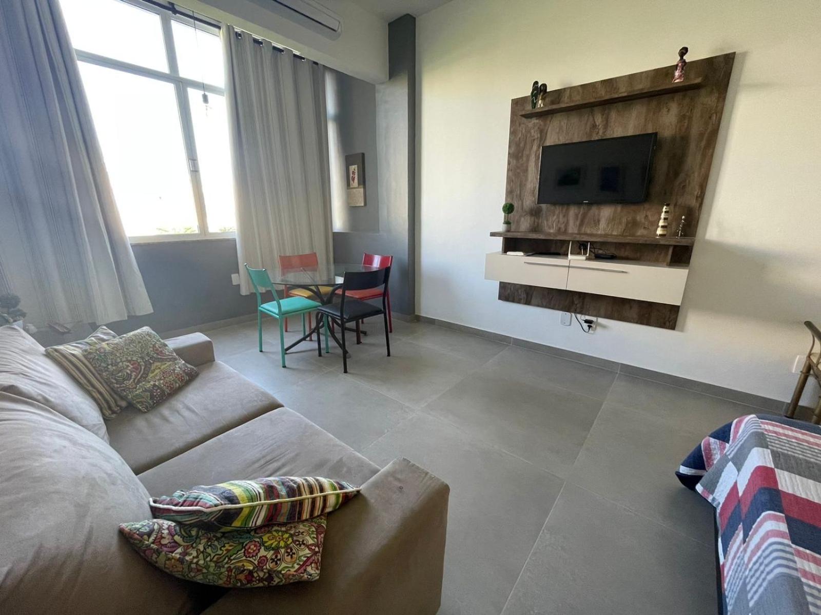 One-Bedroom Apartment - Photo 1