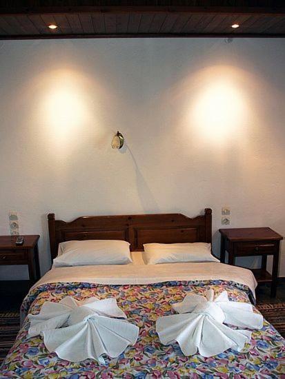 Double Room - Photo 5