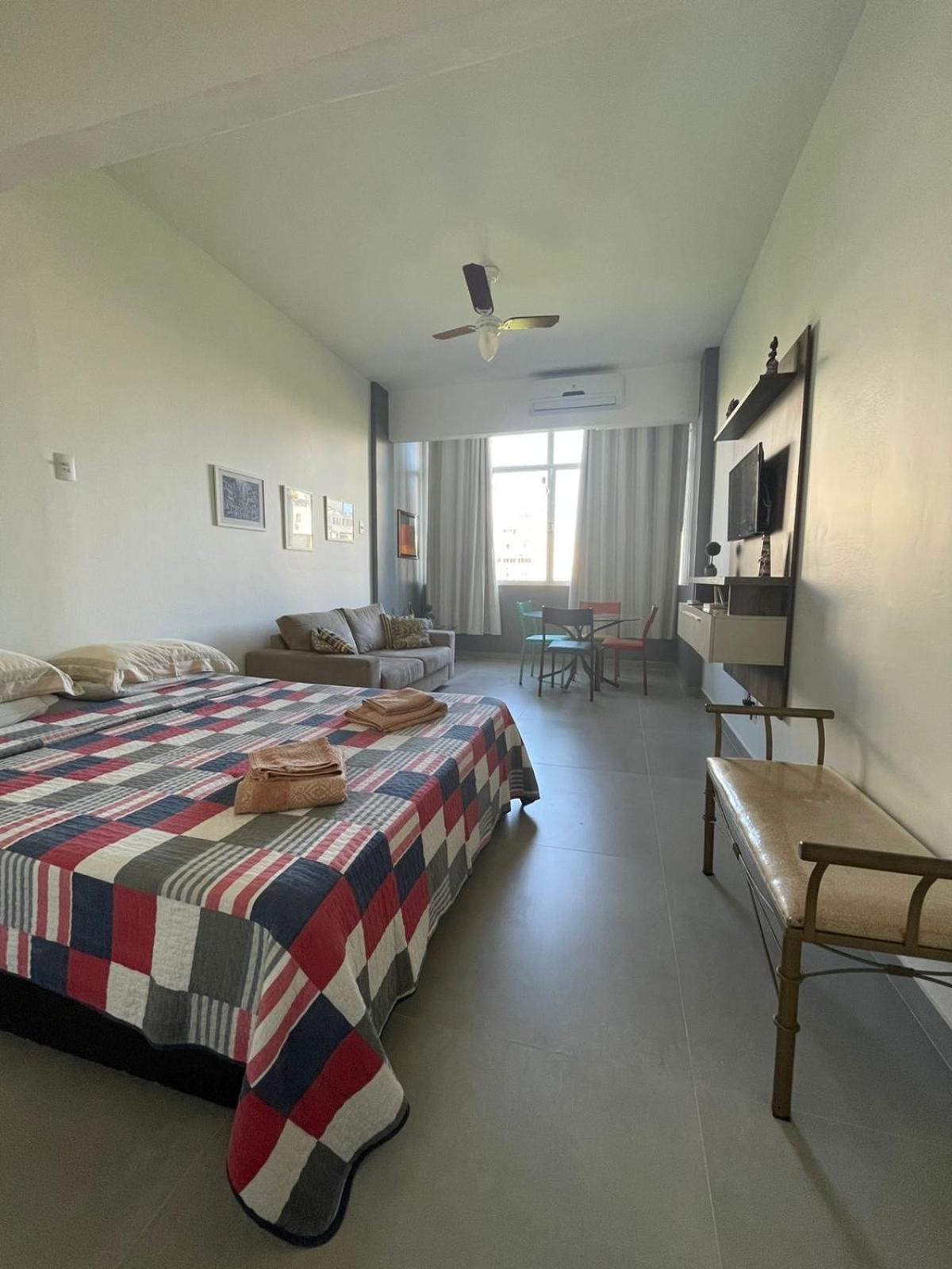 One-Bedroom Apartment - Photo 3