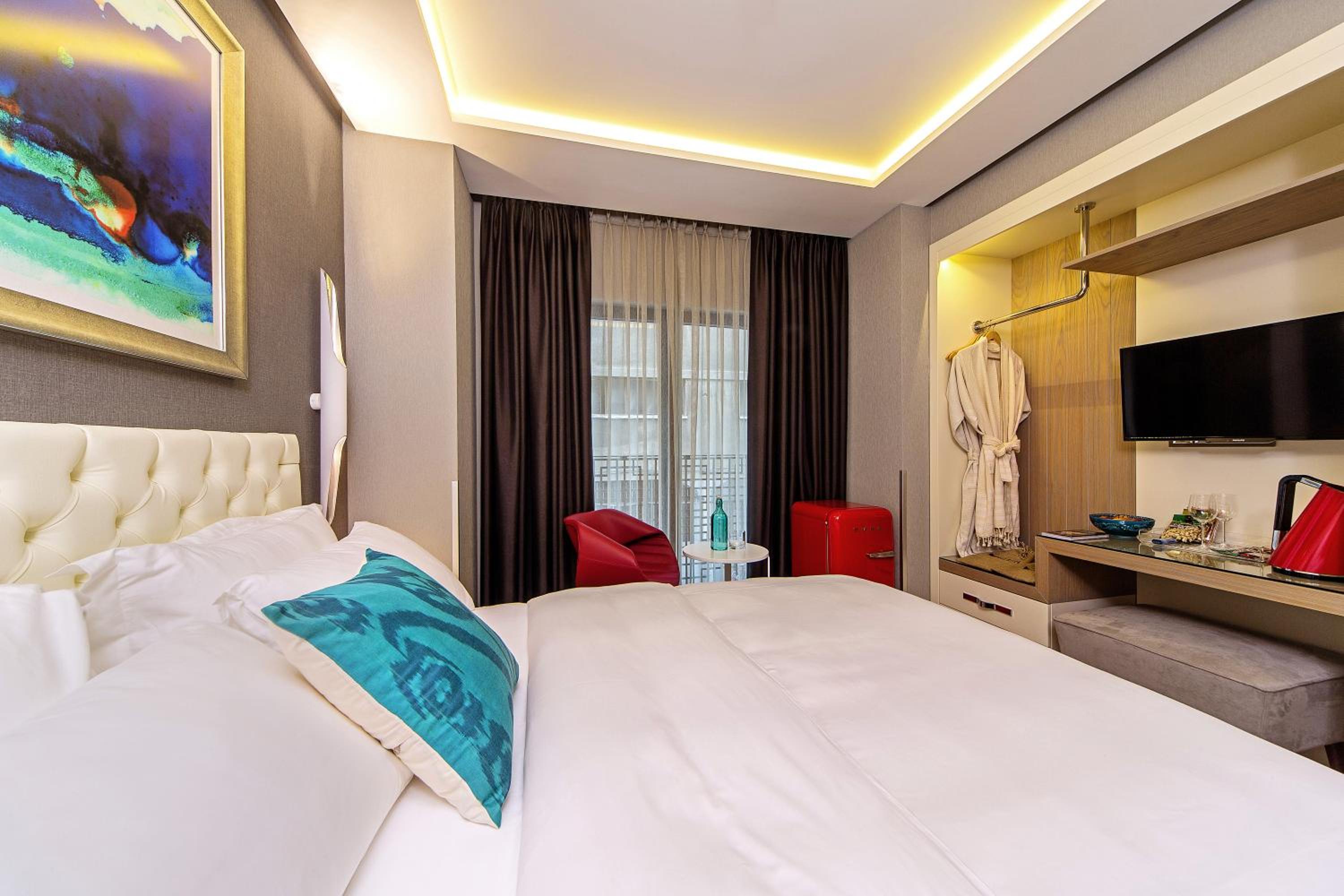 Deluxe Queen Room photo 2