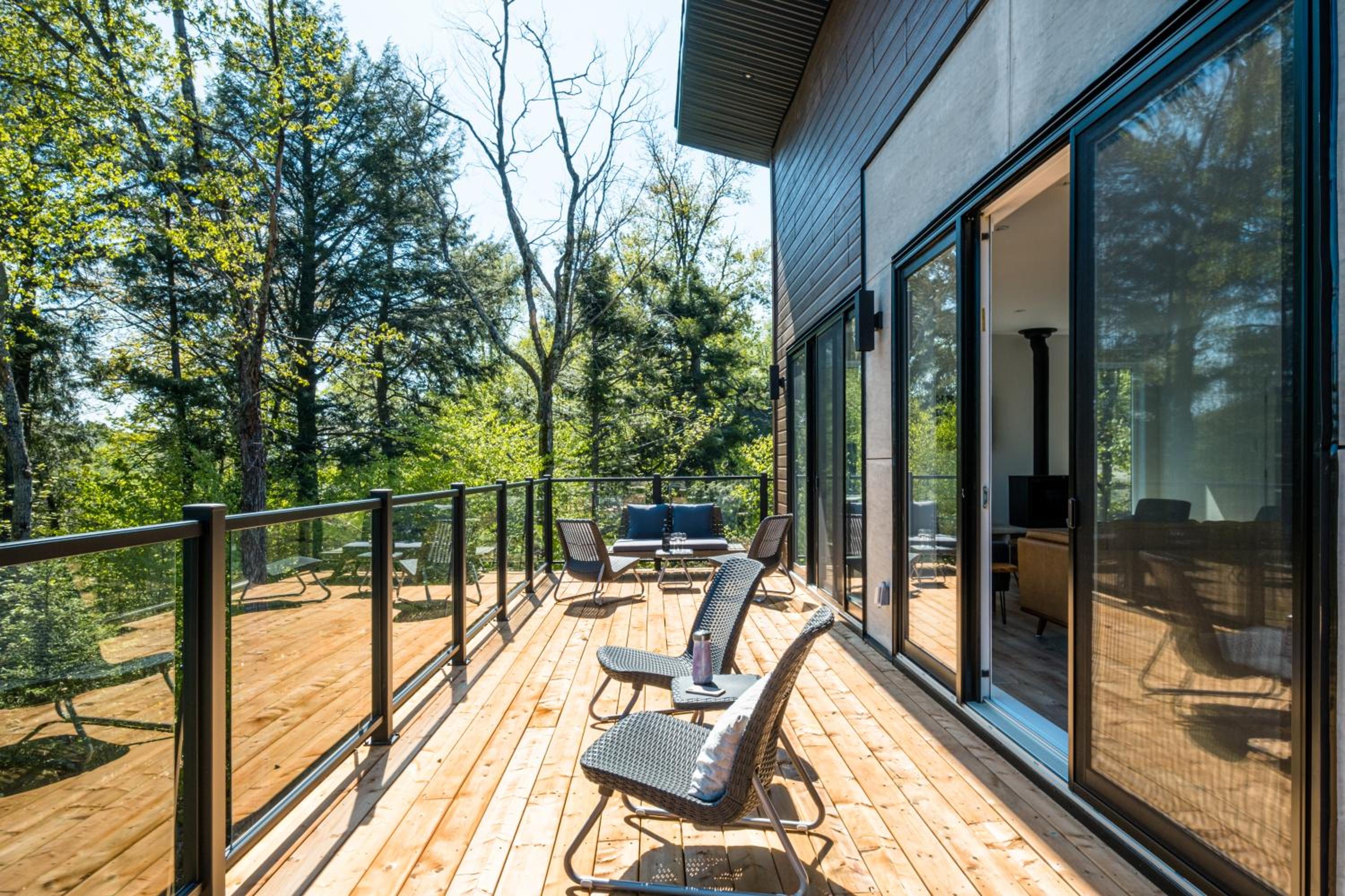 Three-Bedroom Chalet photo 3