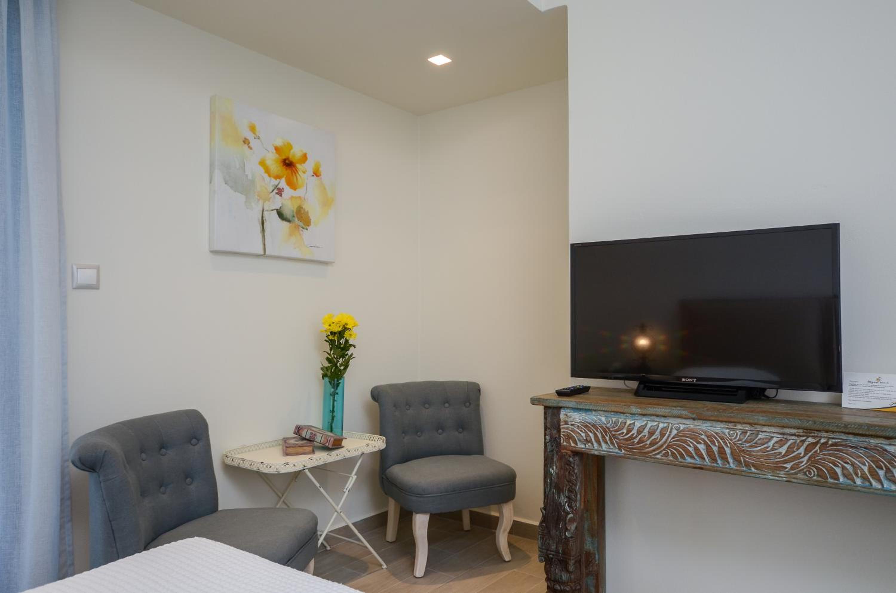 Superior Double or Twin Room with Garden View