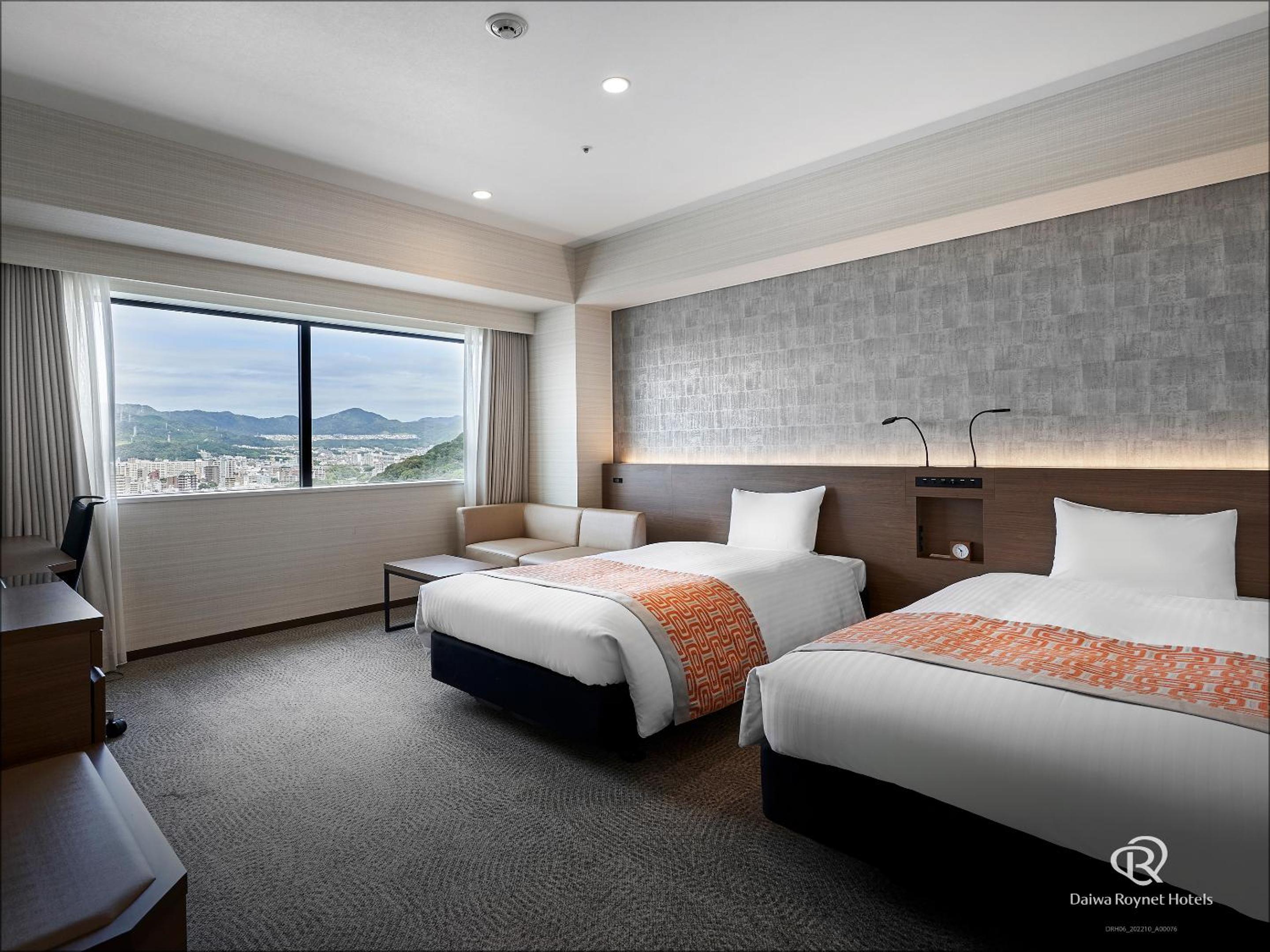 Moderate Twin Room - Non-Smoking