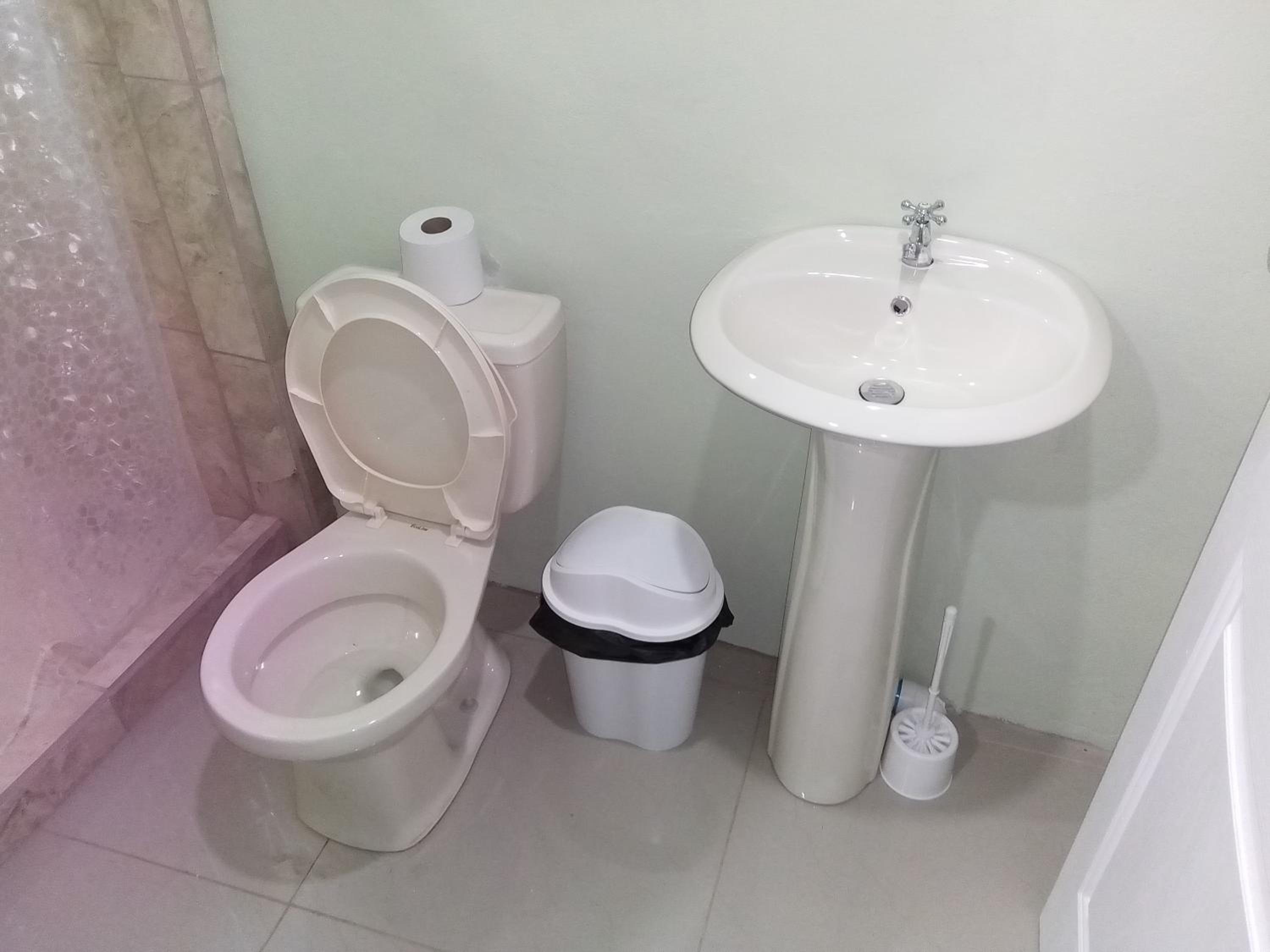 Double Room with Private Bathroom photo 3