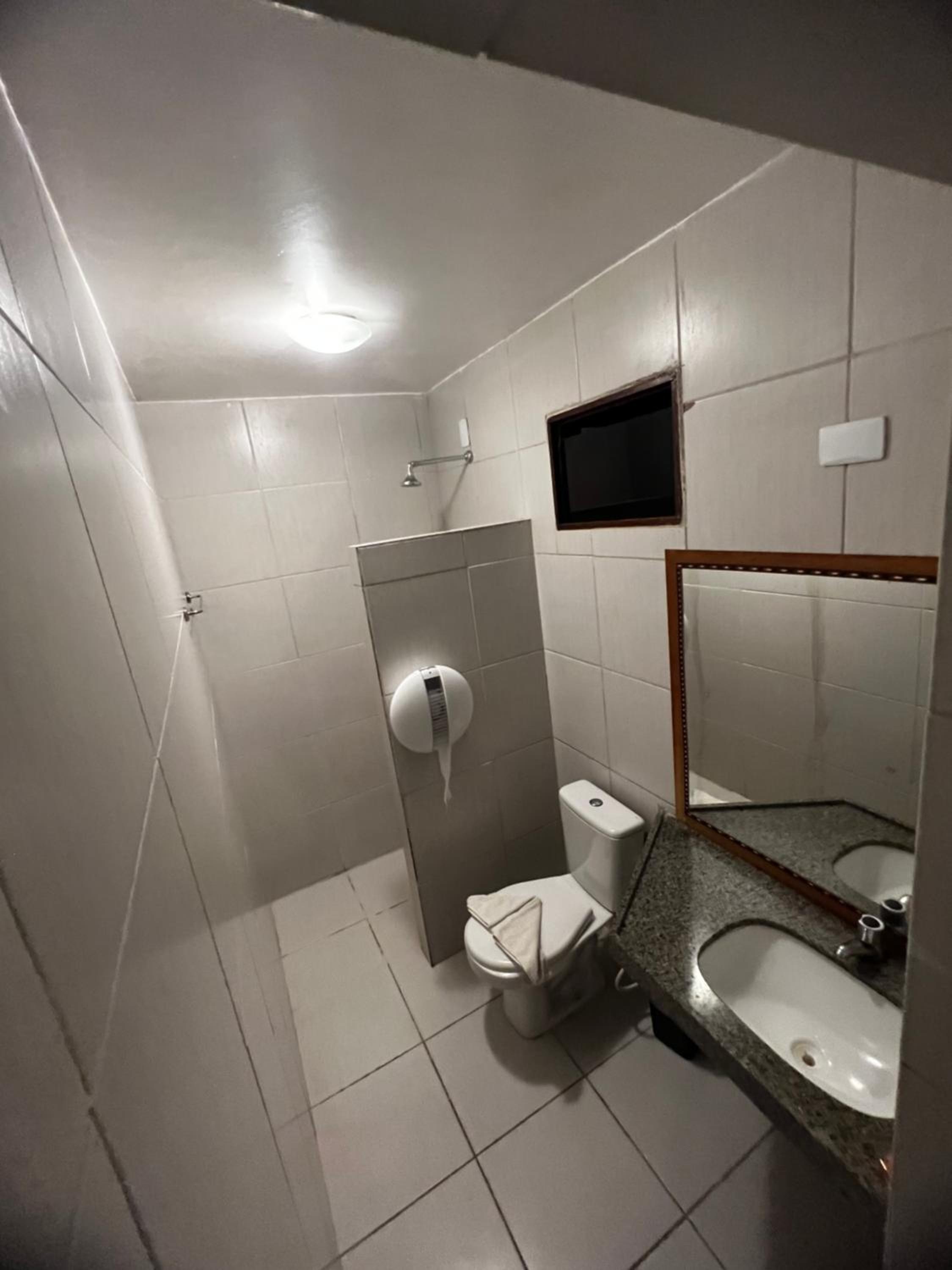 Economy Double Room - Photo 4