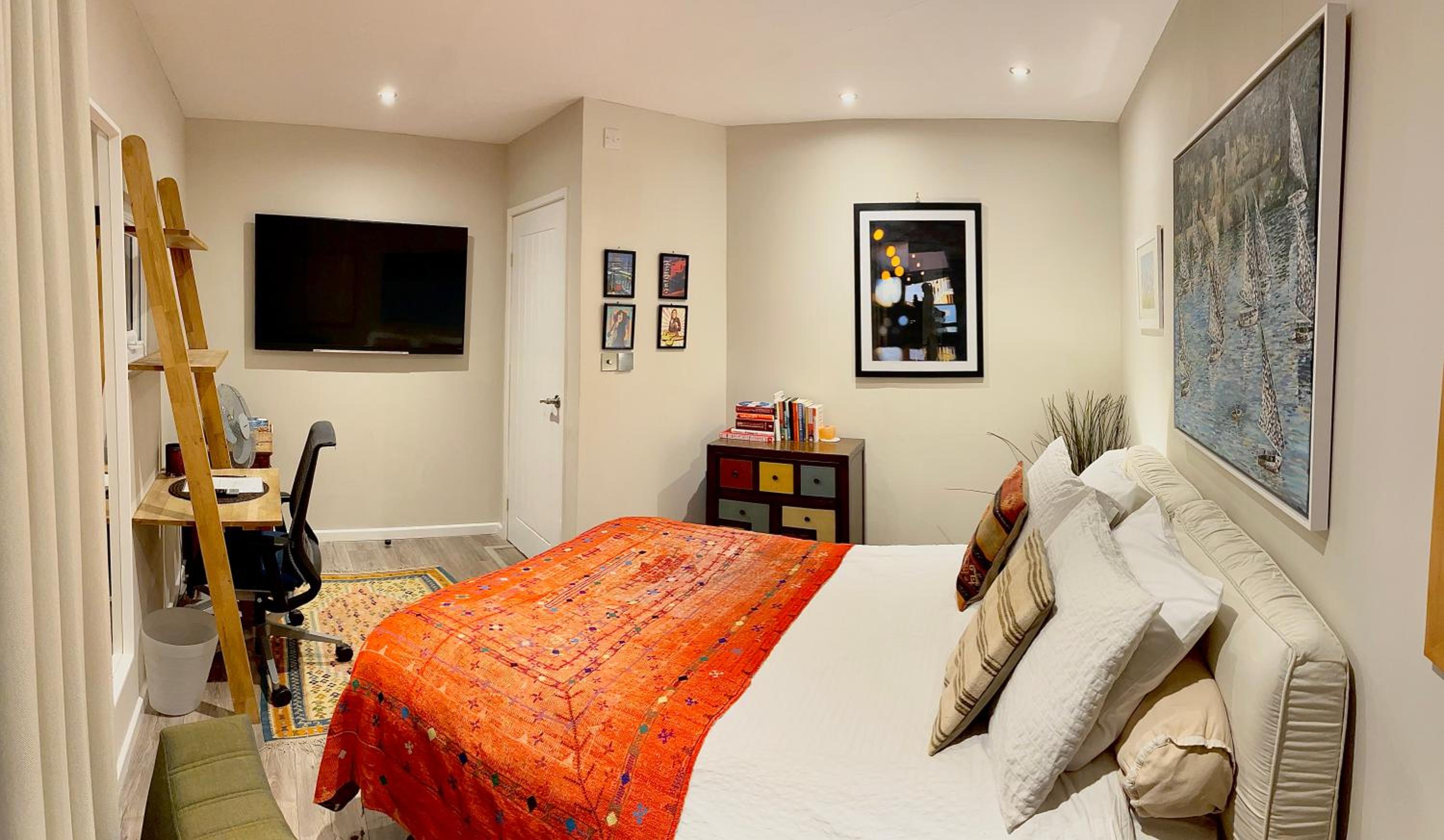 Double Room with Private Bathroom photo 1