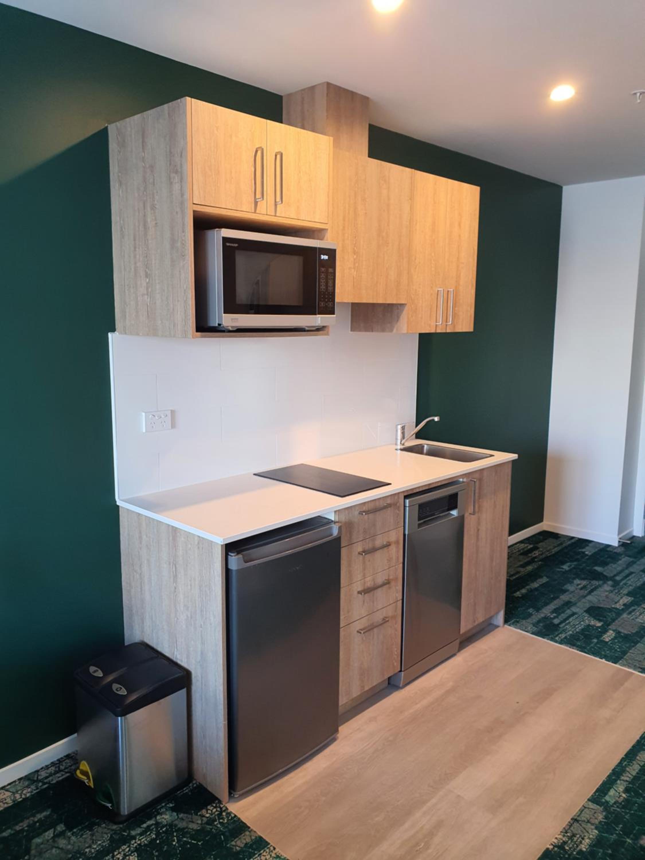 Studio Apartment - Photo 2