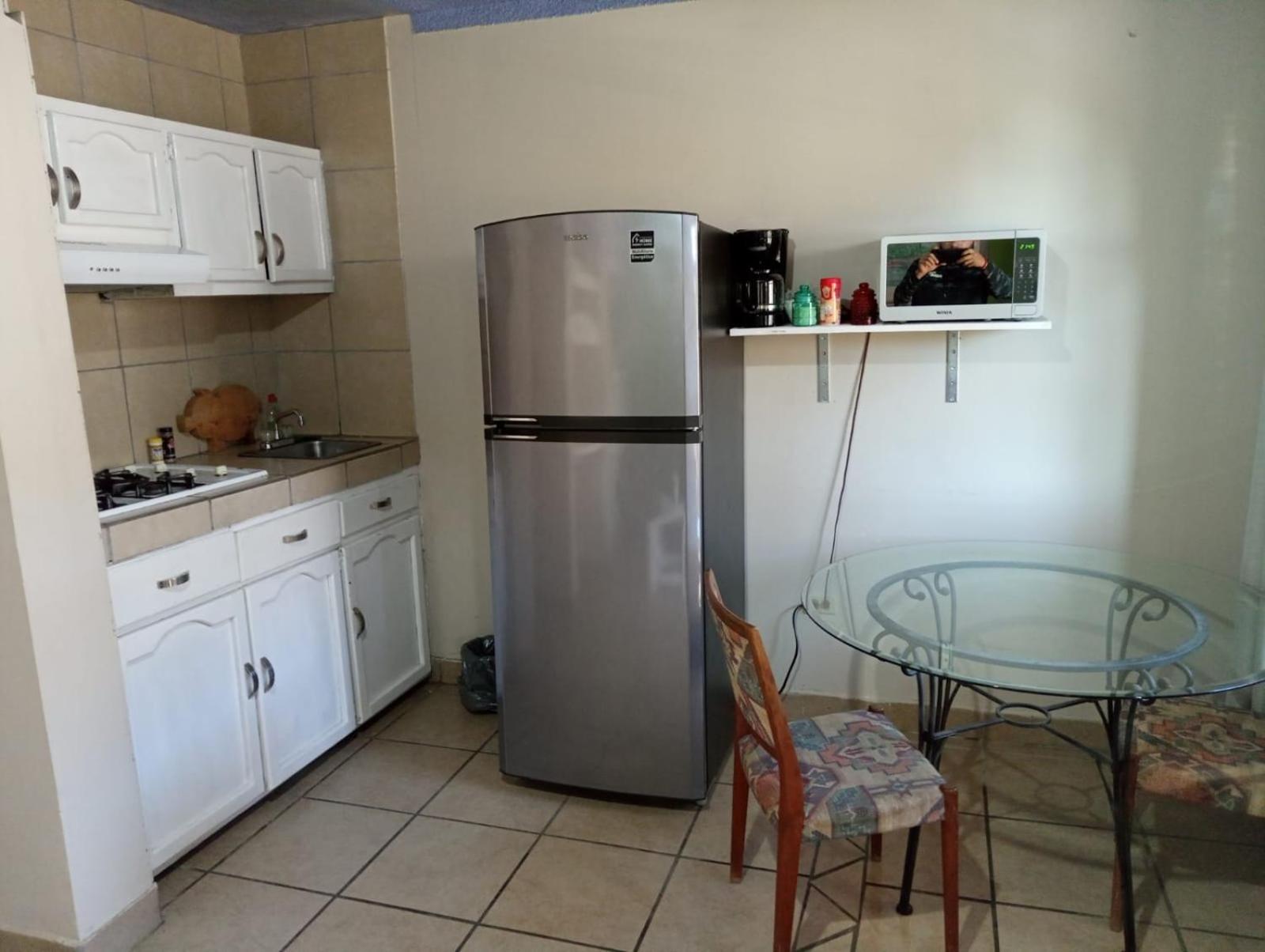 One-Bedroom Apartment photo 2