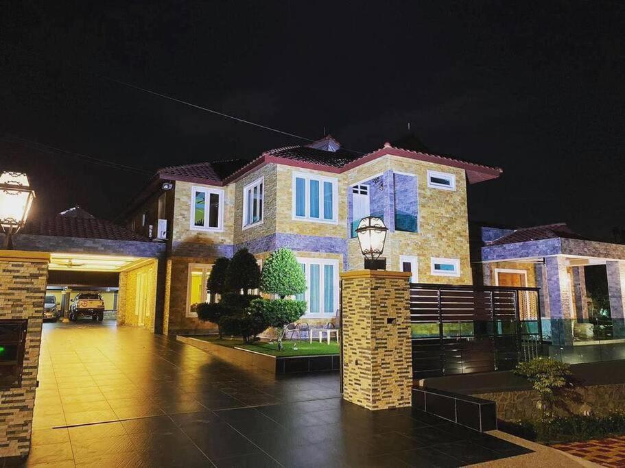 Villa photo 1