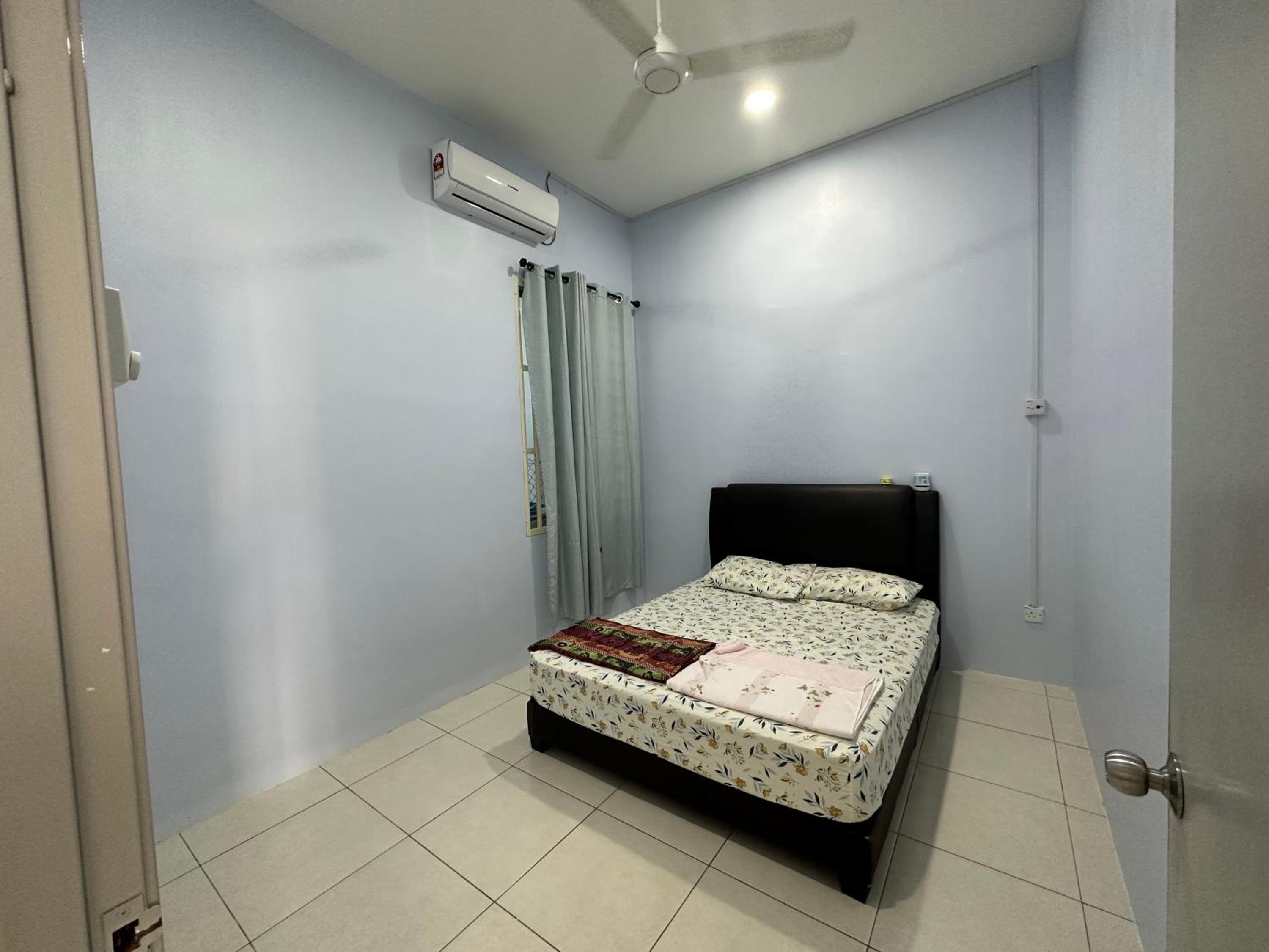 One-Bedroom House photo 2
