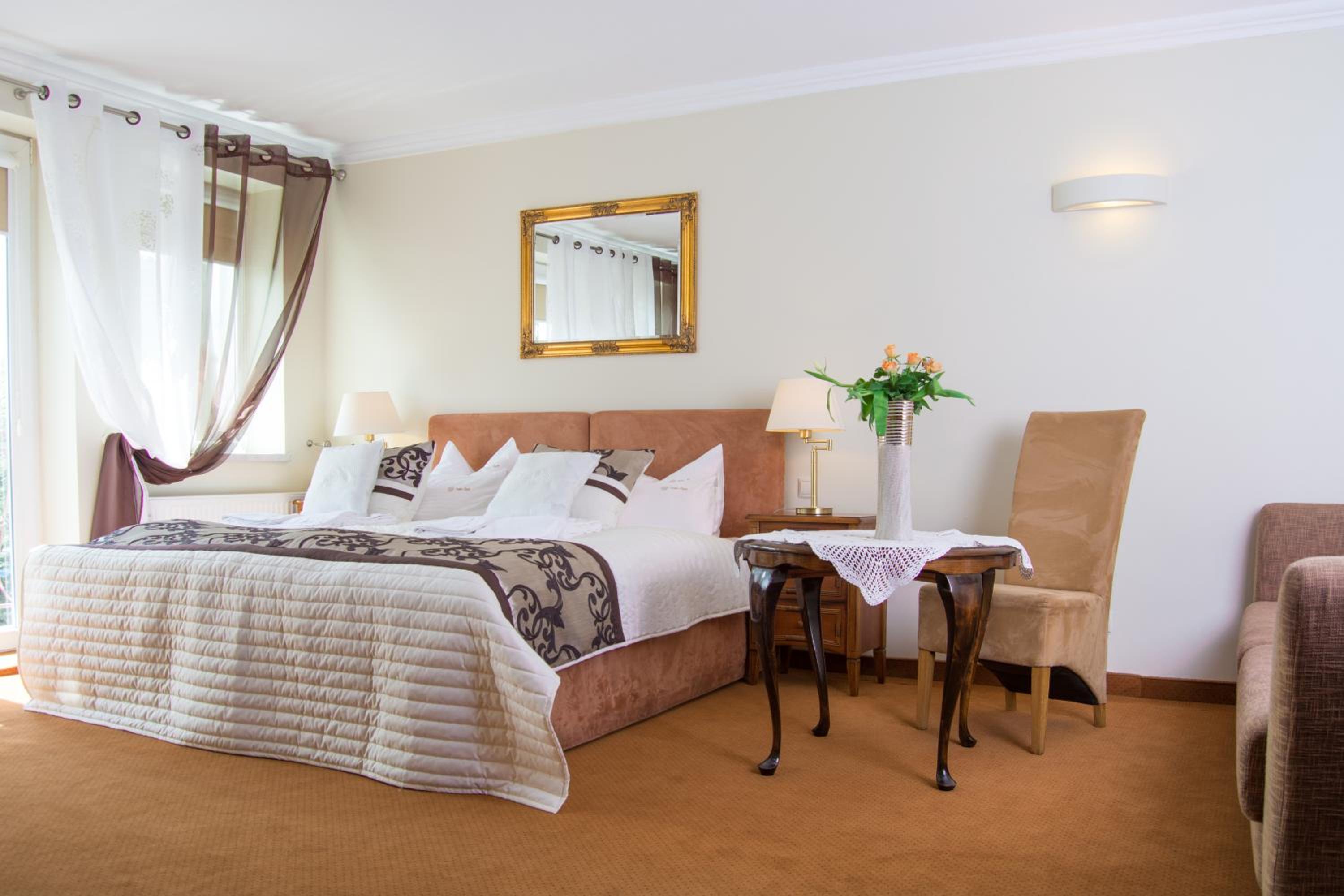 Lux Twin/Double Room - Photo 1