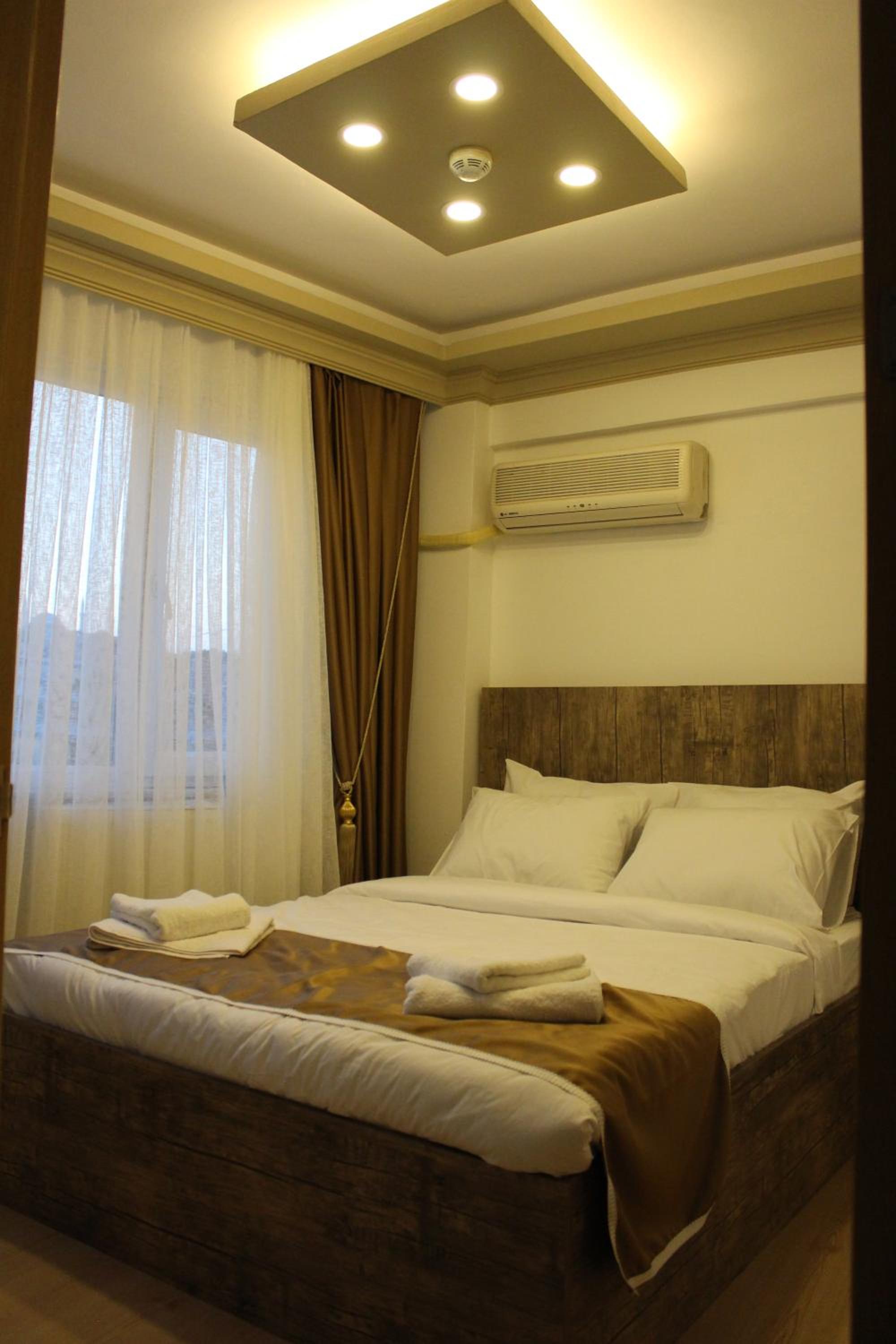 Standard Double Room photo 2