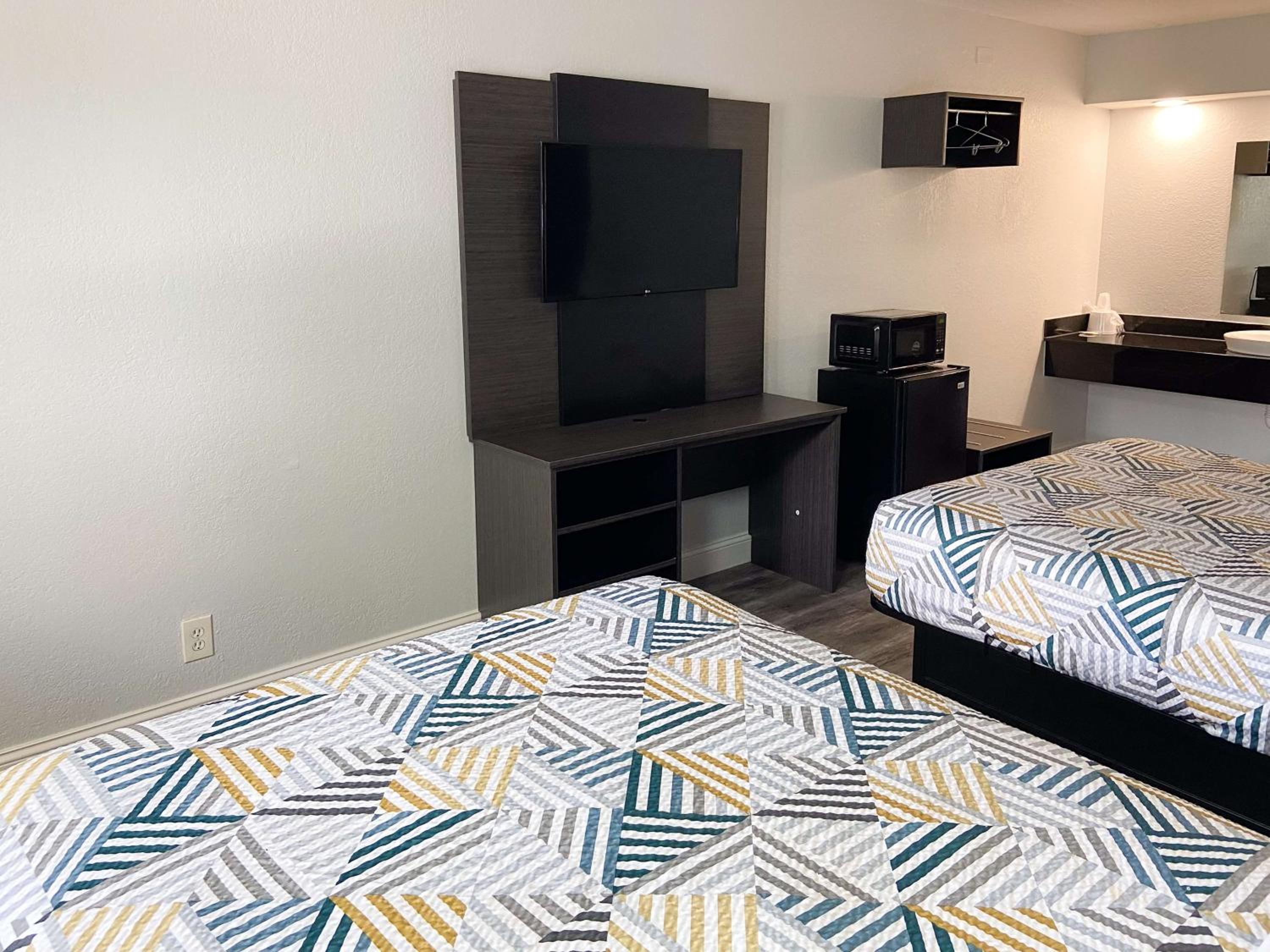 Quadruple Room - Photo 3