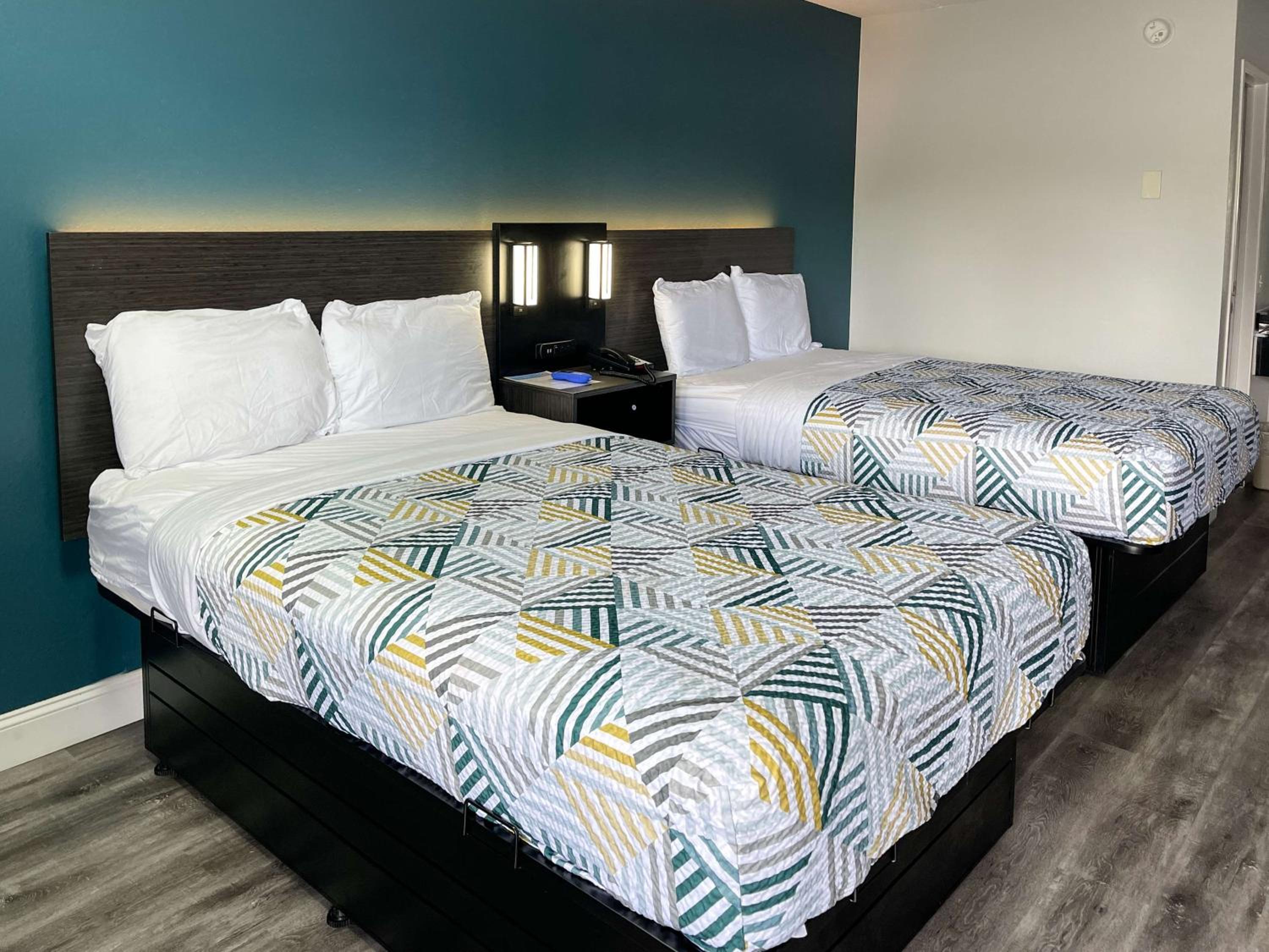 Quadruple Room - Photo 4