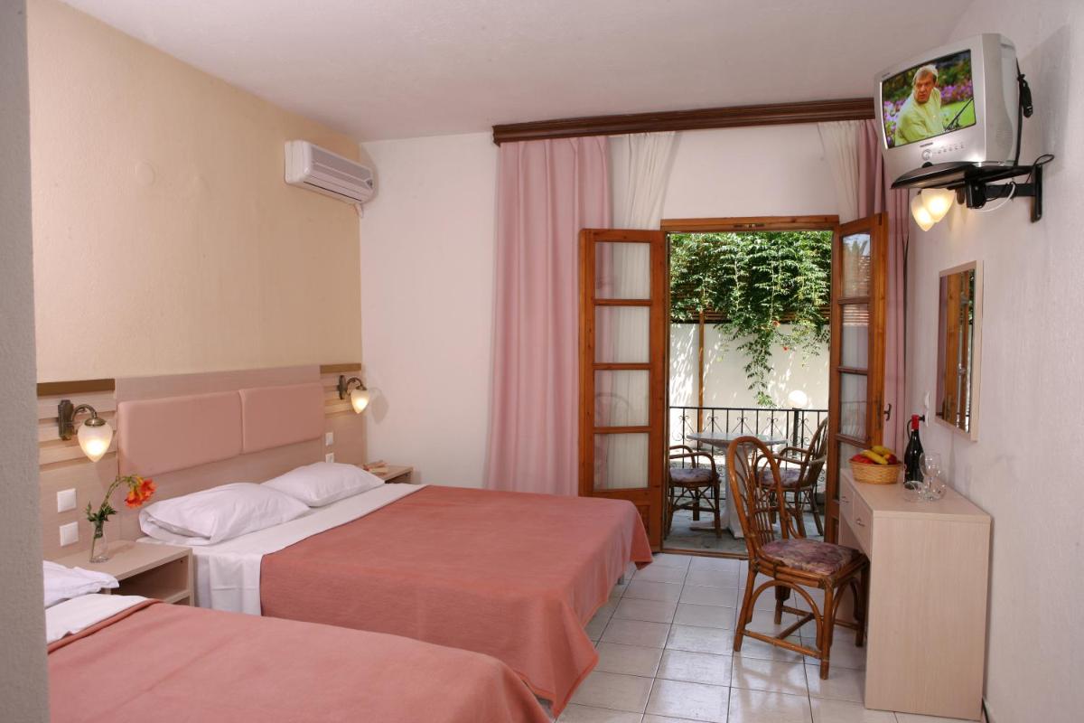 Triple Room photo 3