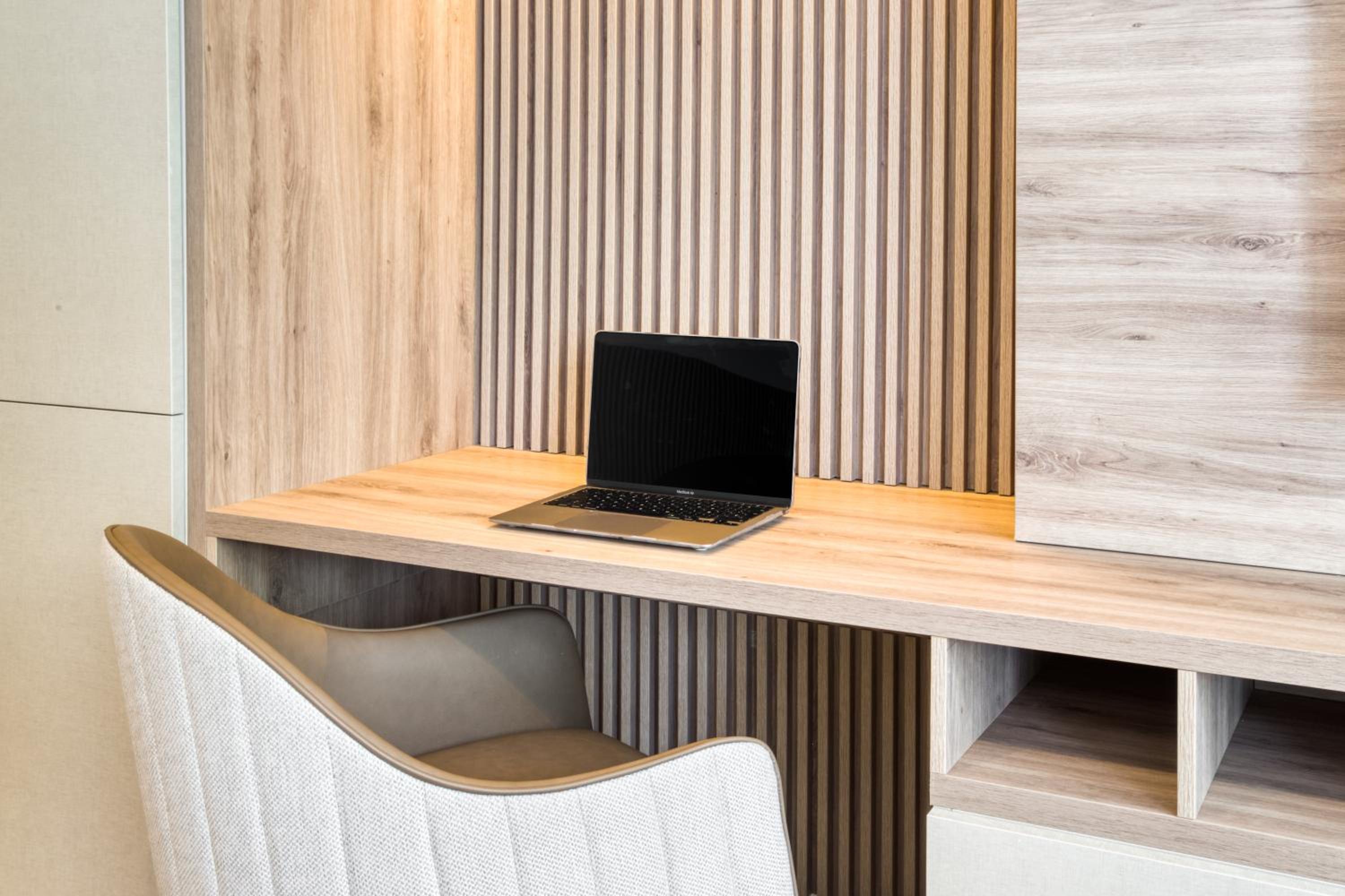 Premium Studio with a Private Balcony - Photo 6